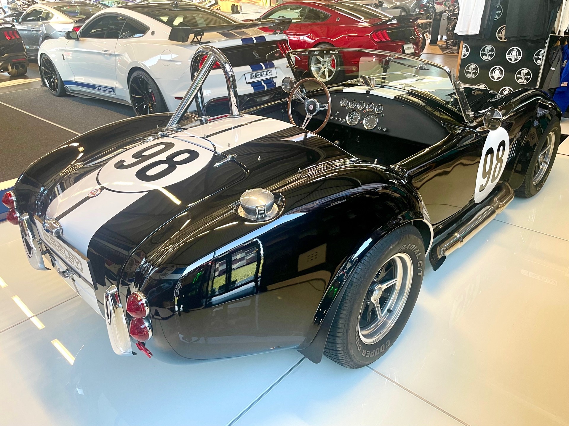 AC AC Cobra HS V8 with Homologation-image-4