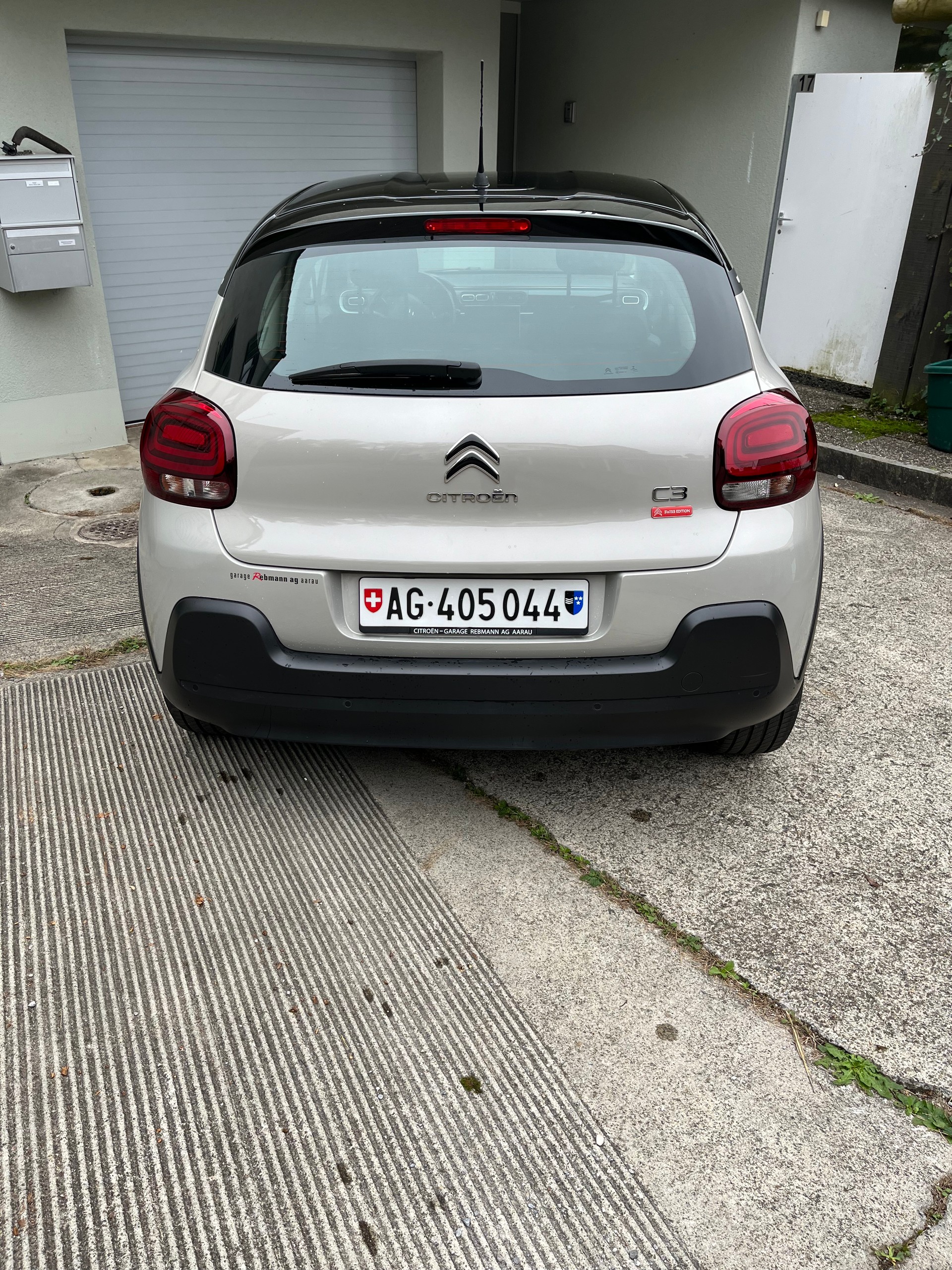 CITROEN C3 1.2i PureTech Swiss Edition Acquistare in vendita