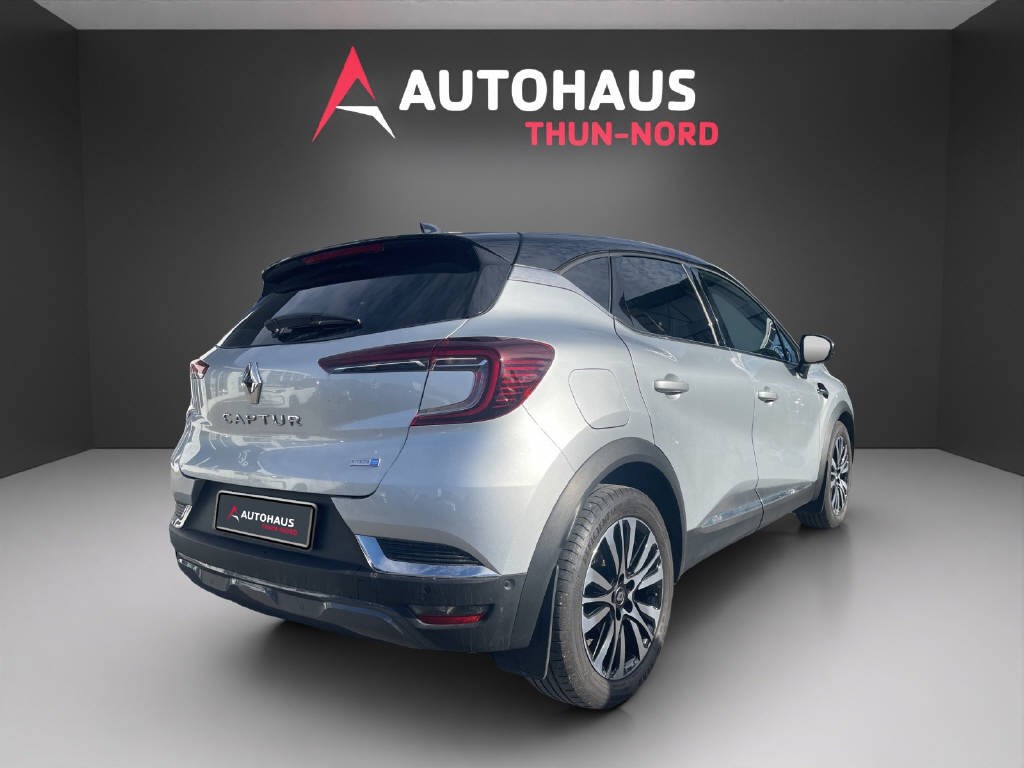 RENAULT Captur 1.6 E-Tech Plug-in Initiale-image-4