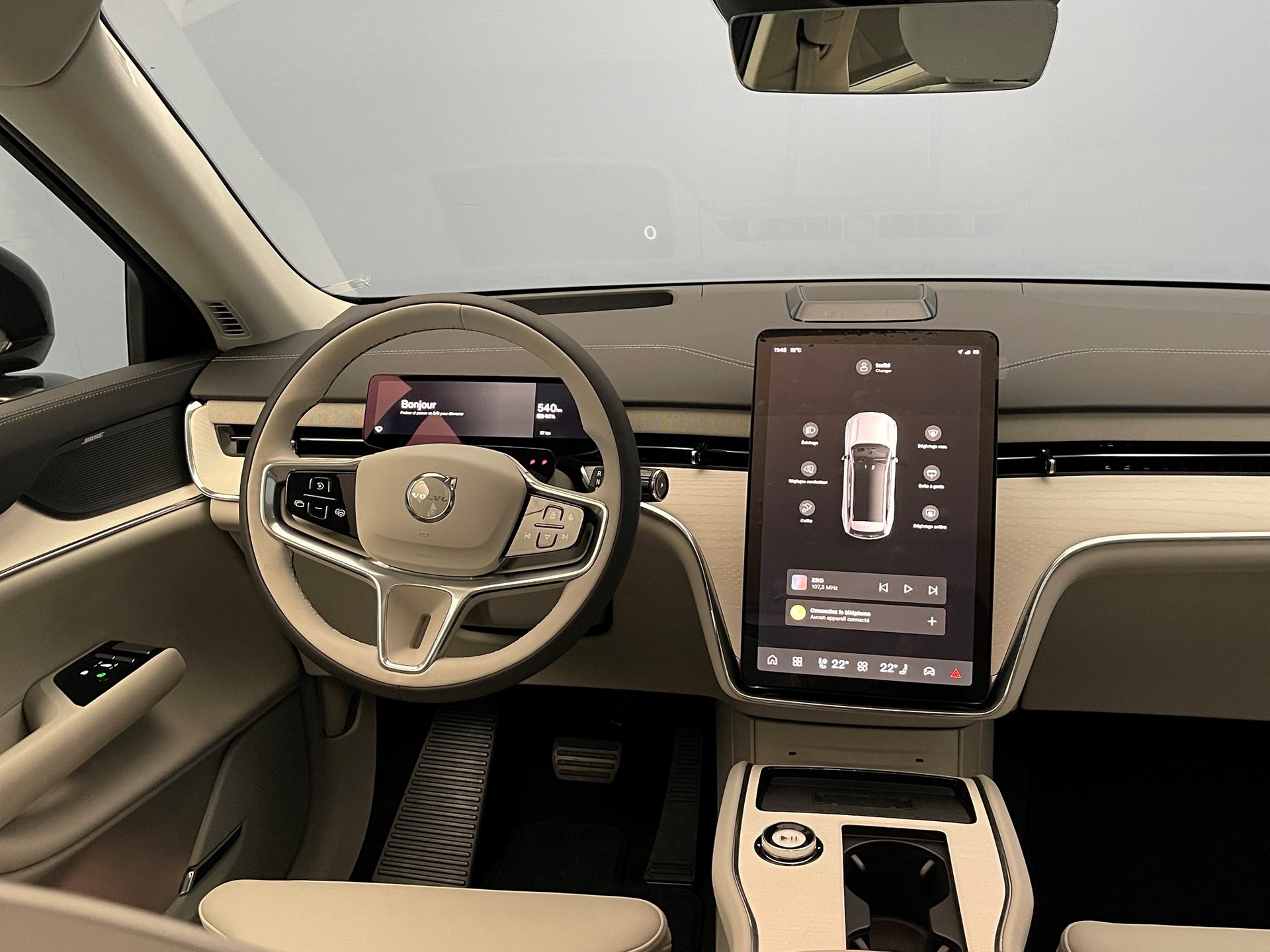 VOLVO EX 90 Twin Performance Ultra AWD-image-13