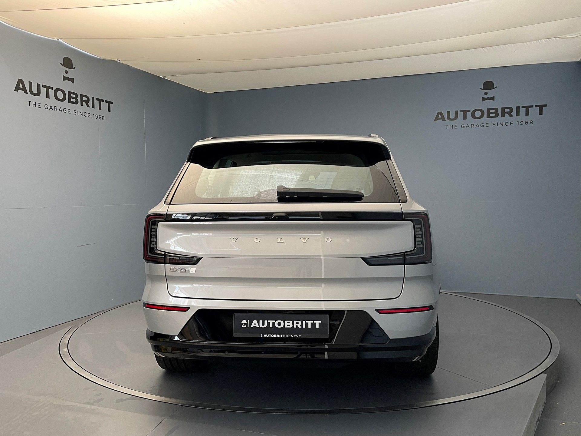 VOLVO EX 90 Twin Performance Ultra AWD-showroom-element-2