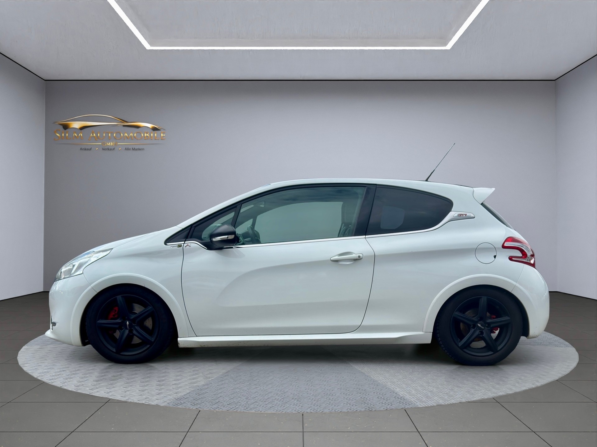 PEUGEOT 208 1.6 Turbo R-GTi 235 PS-showroom-element-3