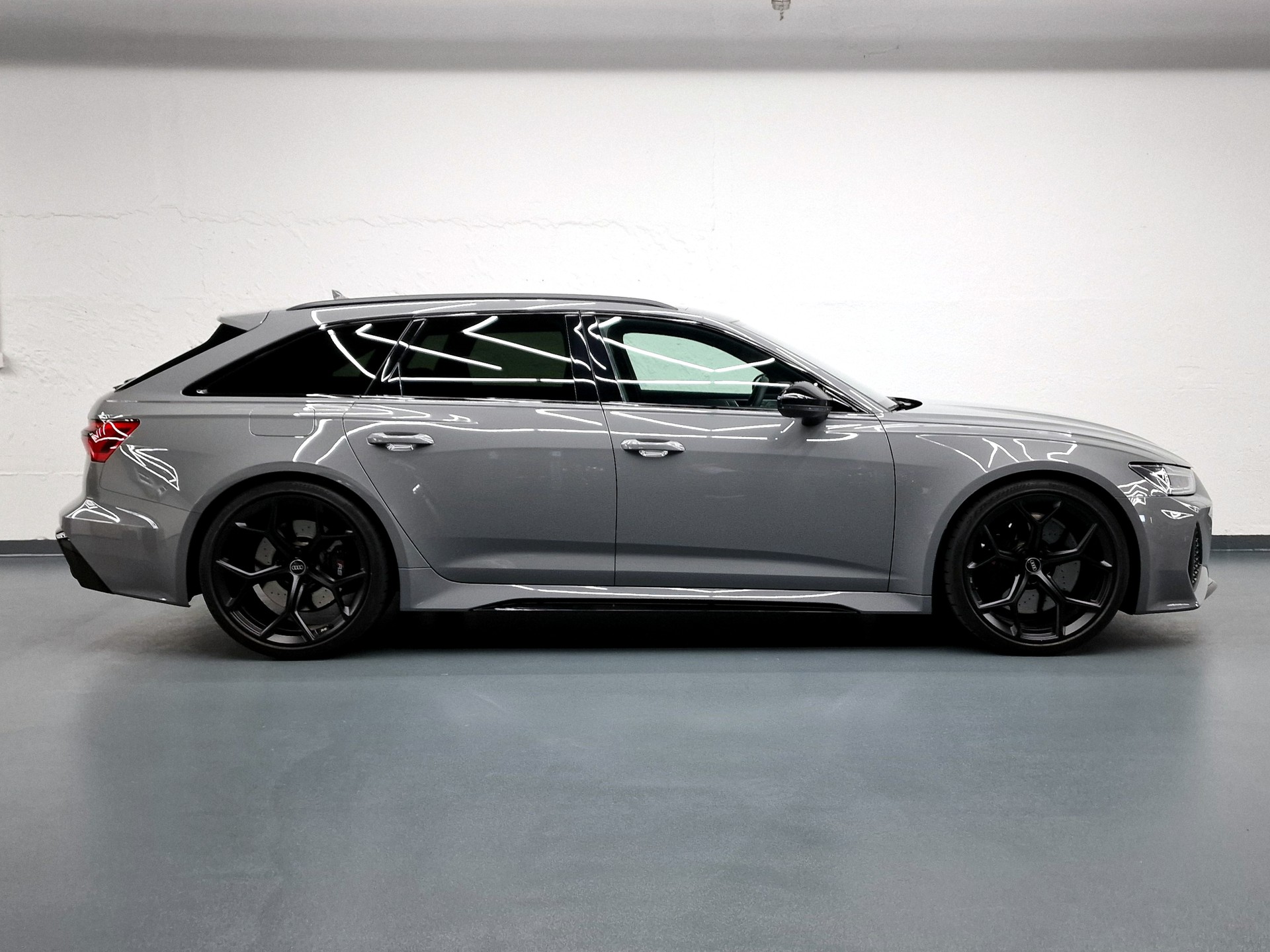 AUDI RS6 Avant 4.0 V8 TFSI quattro T-Tronic