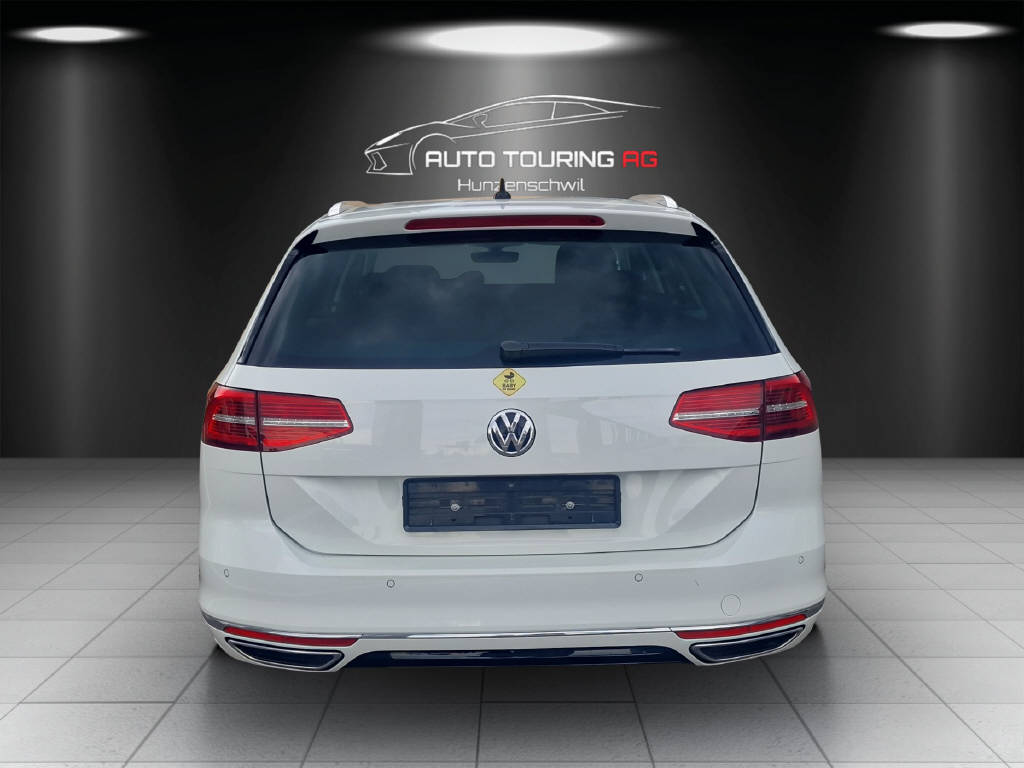 VW Passat Variant 2.0 TDI 150 Highline DSG-image-3