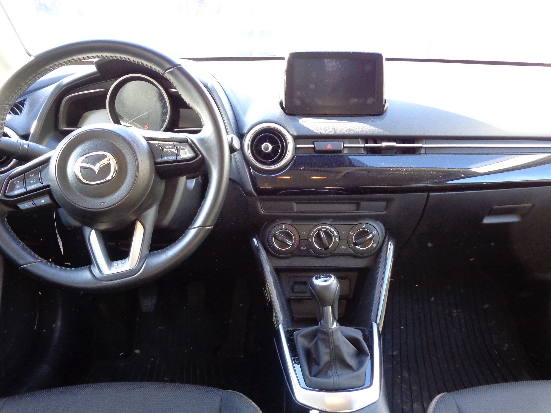 MAZDA 2 SKYACTIV-G 90 Mild Hybrid Ambition Plus-image-3