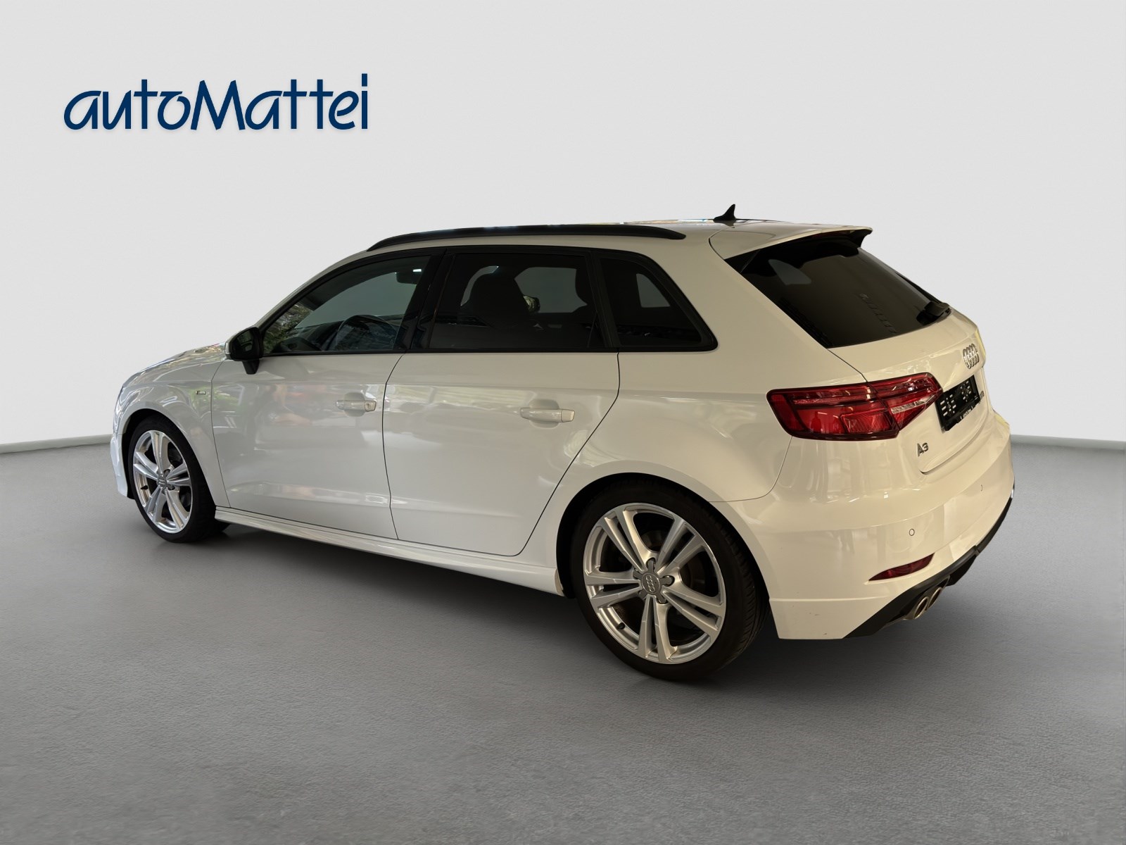 AUDI A3 Sportback 1.5 TFSI  Sport-showroom-element-2