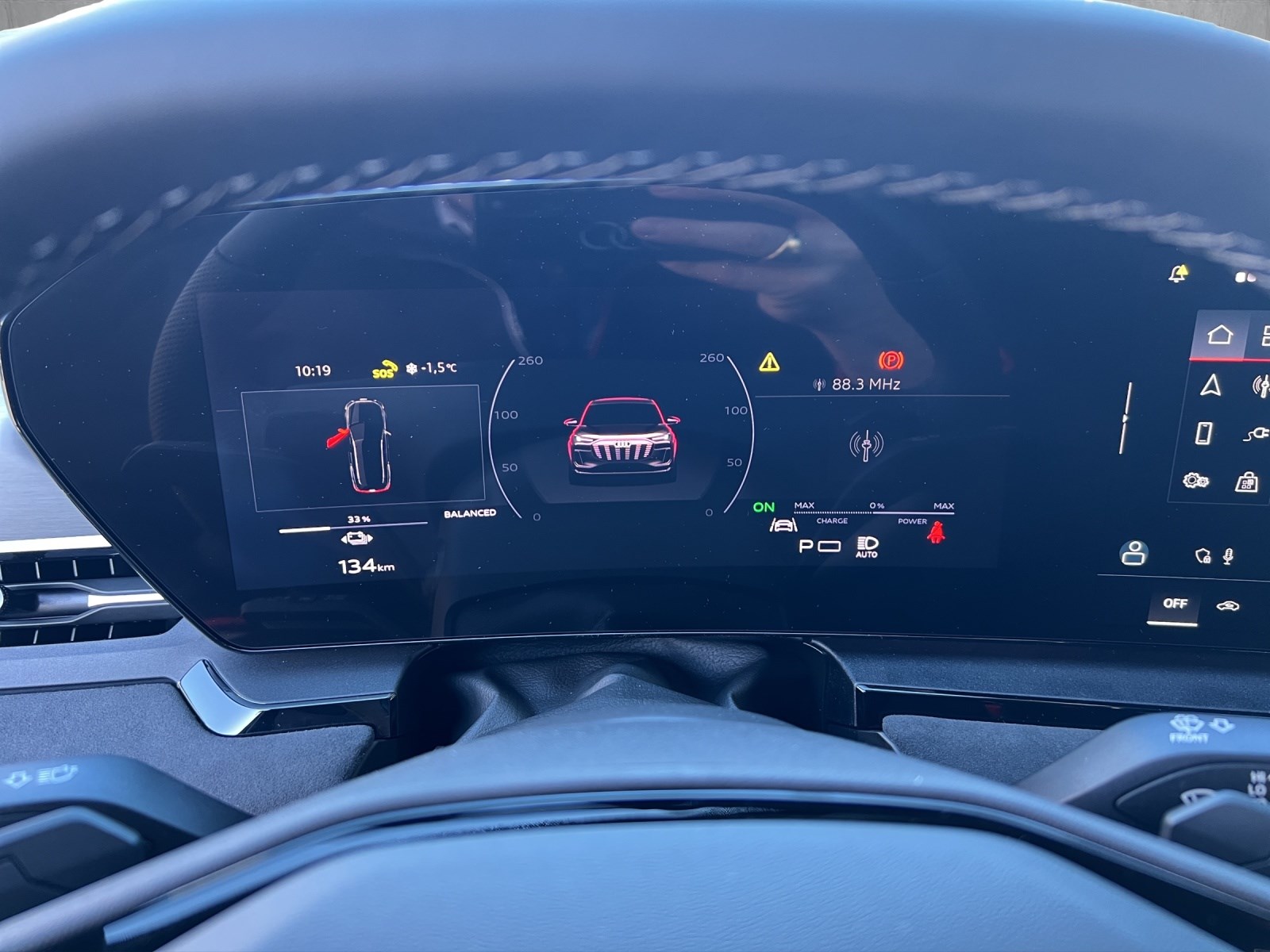 AUDI SQ6 e-tron quattro-image-10