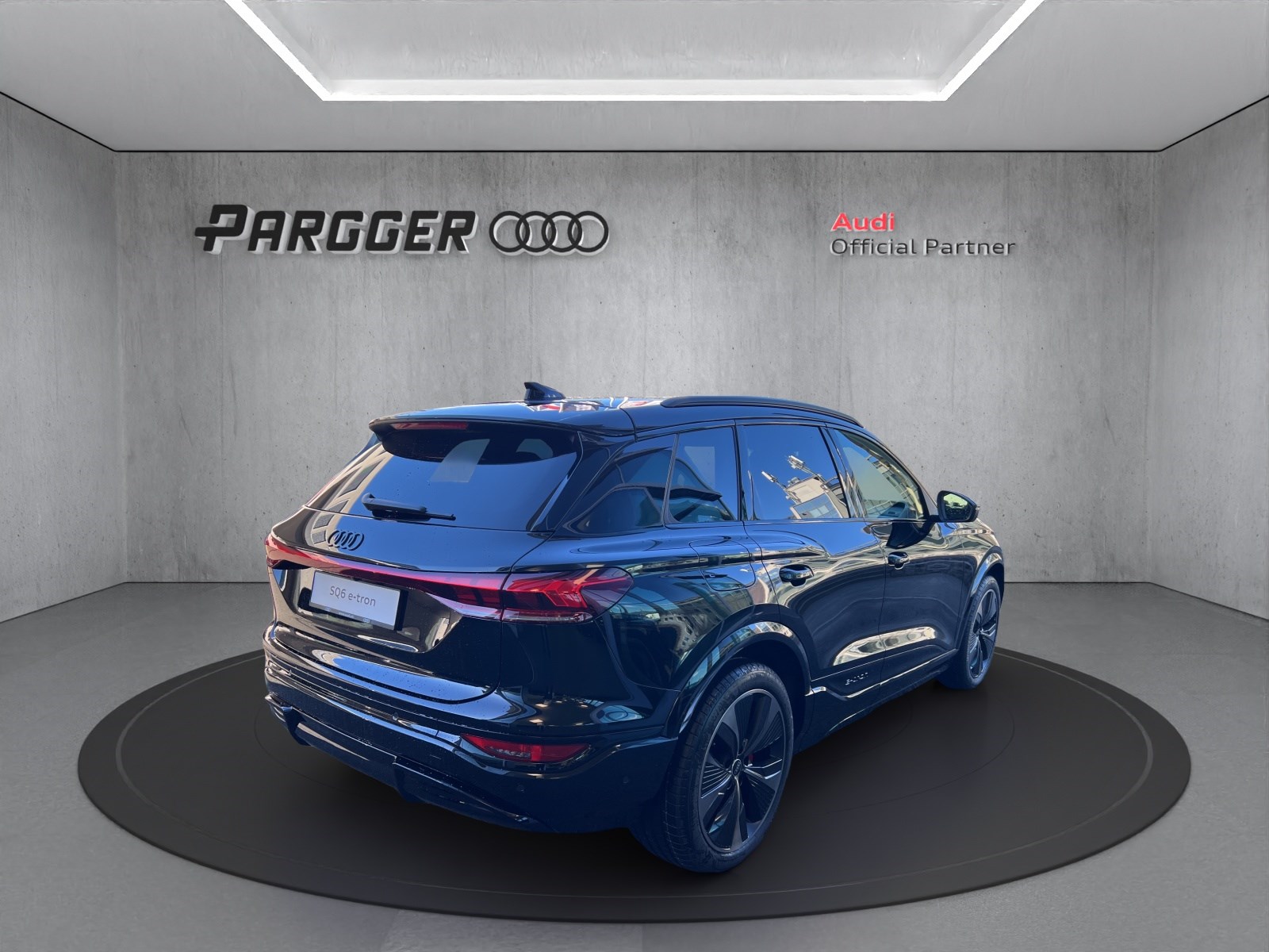 AUDI SQ6 e-tron quattro-image-5
