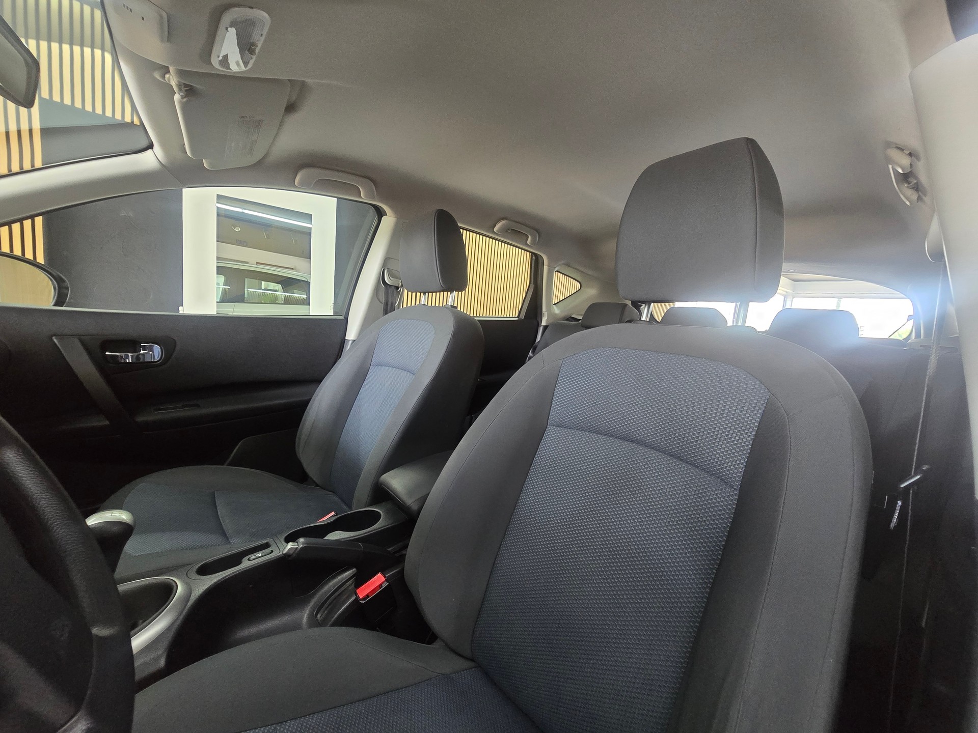 NISSAN Qashqai 1.6 visia-image-9