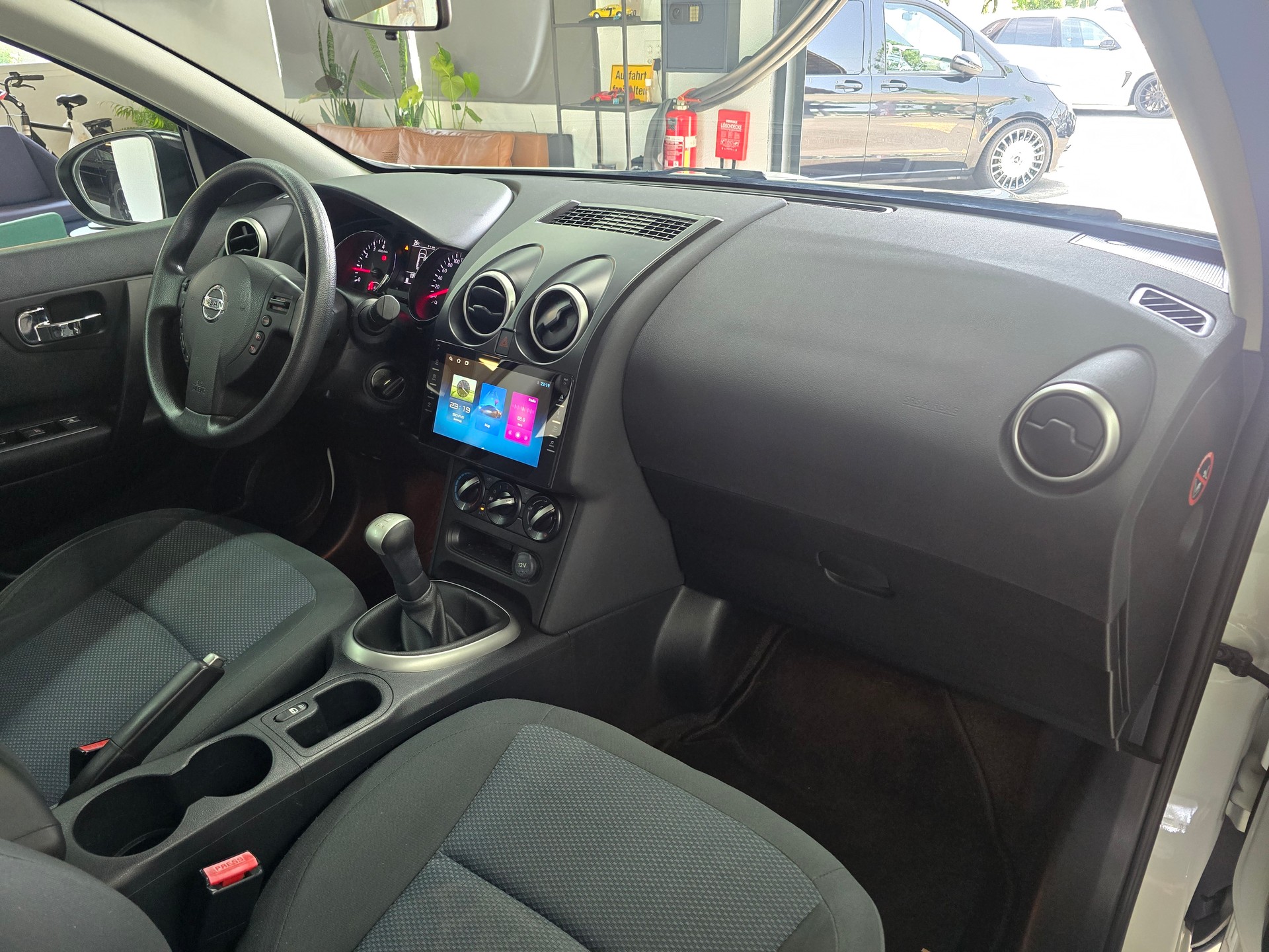NISSAN Qashqai 1.6 visia-image-8