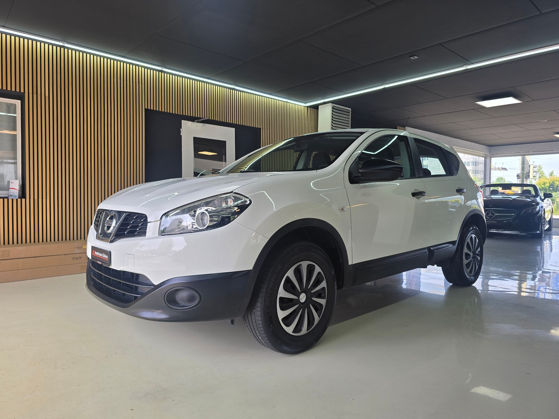 NISSAN Qashqai 1.6 visia-showroom-element-2