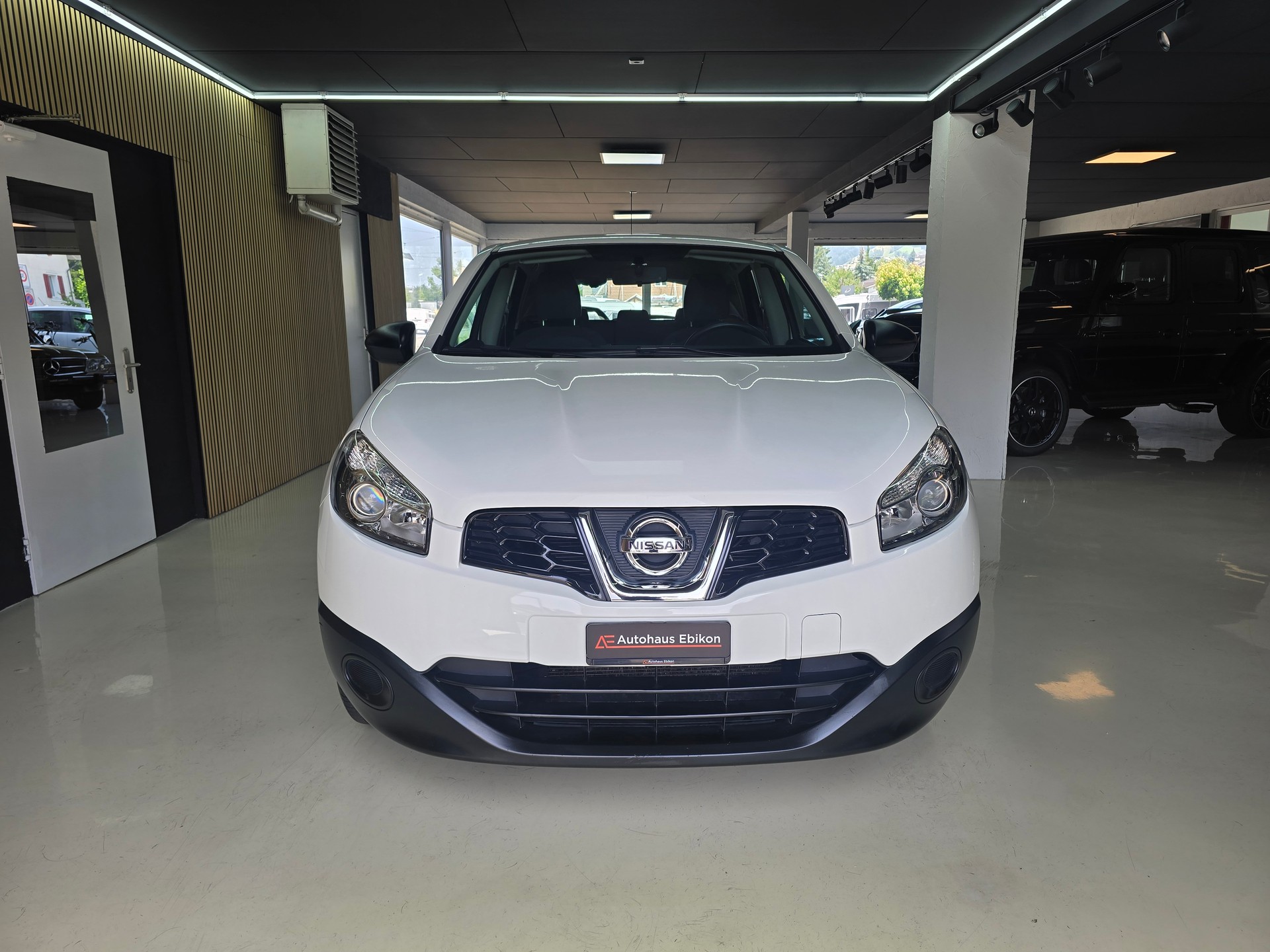 NISSAN Qashqai 1.6 visia-showroom-element-1