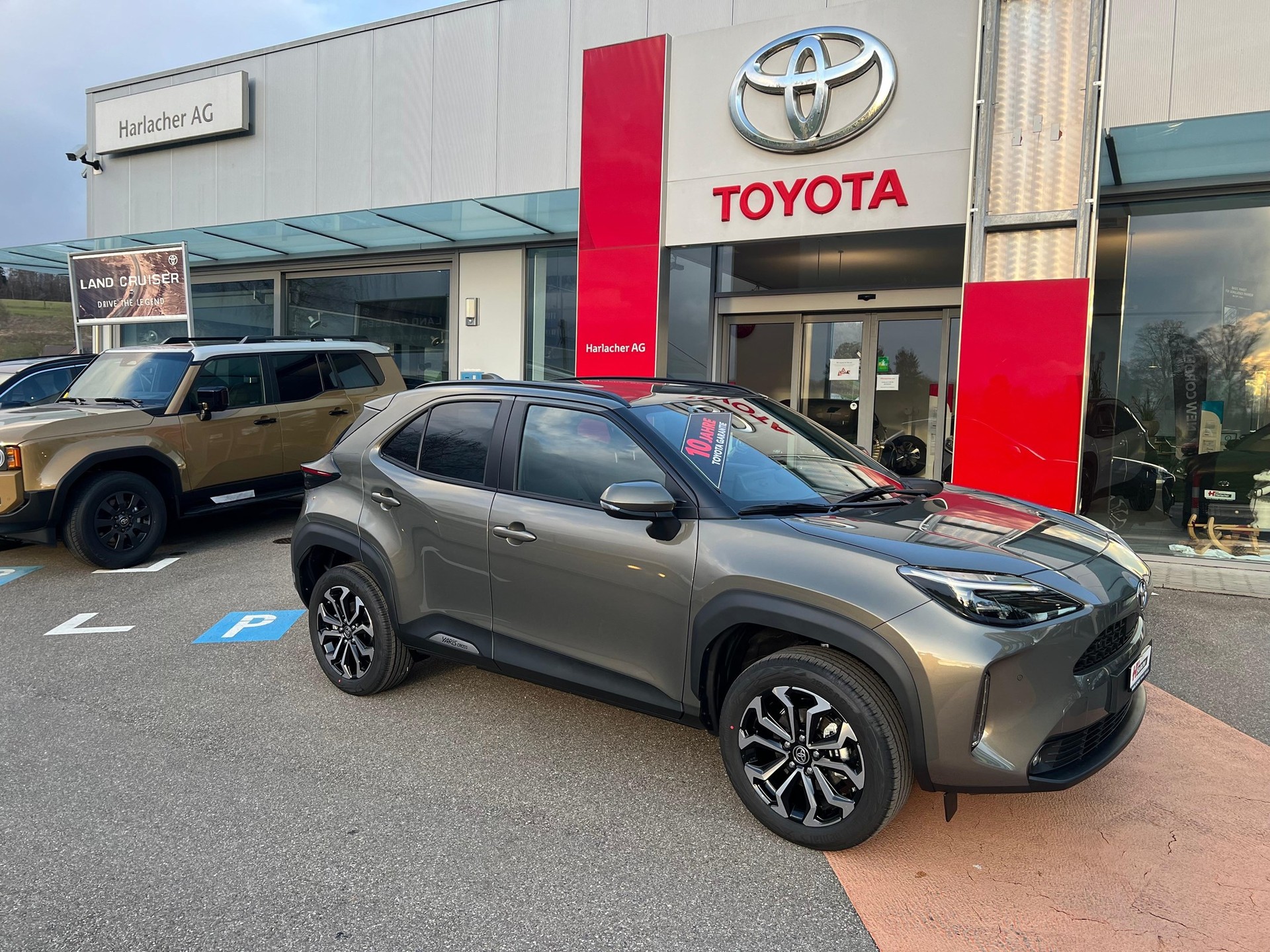 TOYOTA Yaris Cross 1.5 Trend AWDi e-CVT