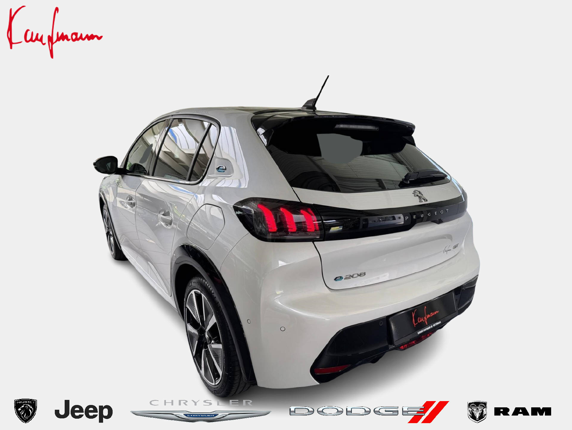 PEUGEOT 208 e-GT Pack-showroom-element-3
