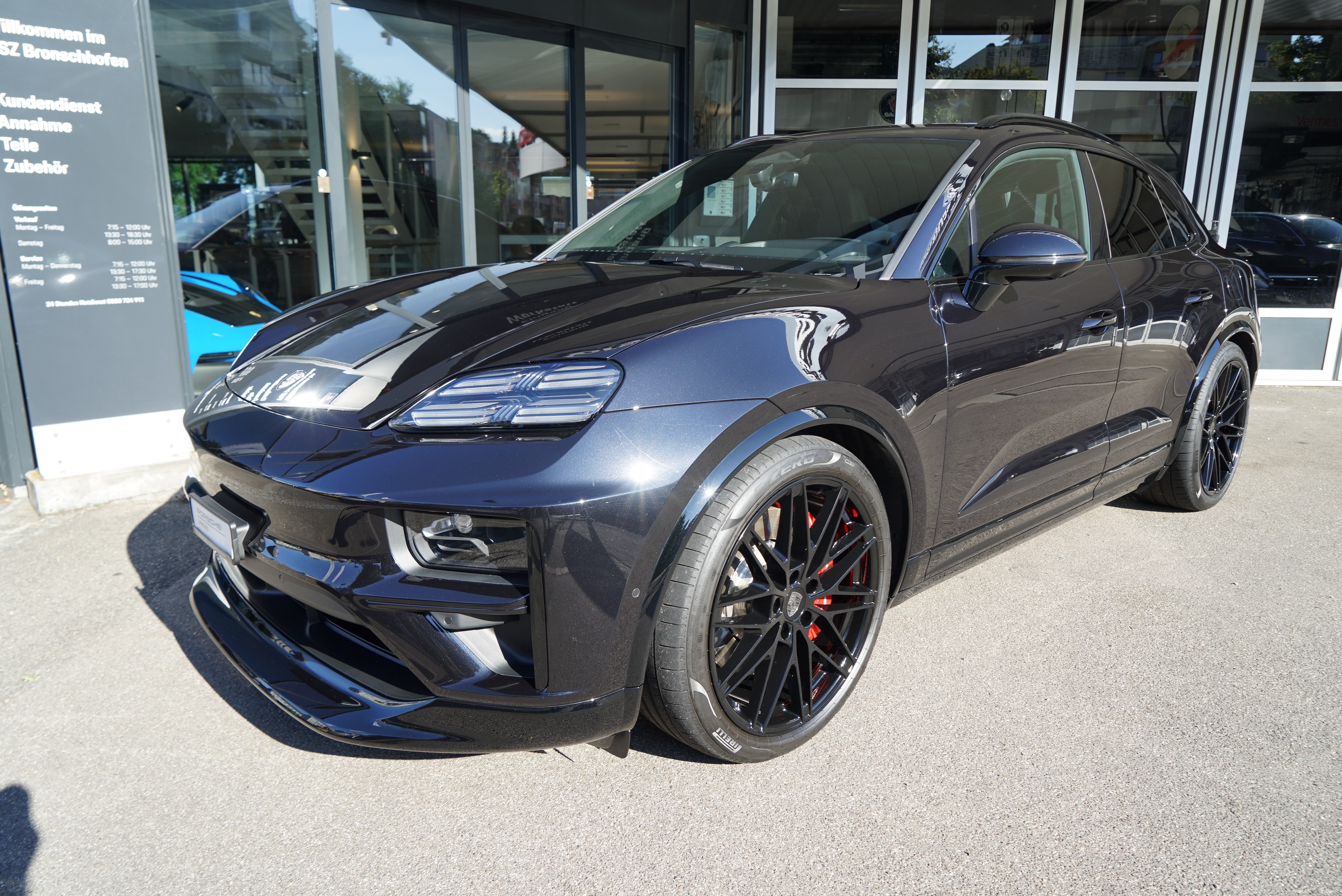 PORSCHE Macan Turbo (SUV / Gelndewagen)