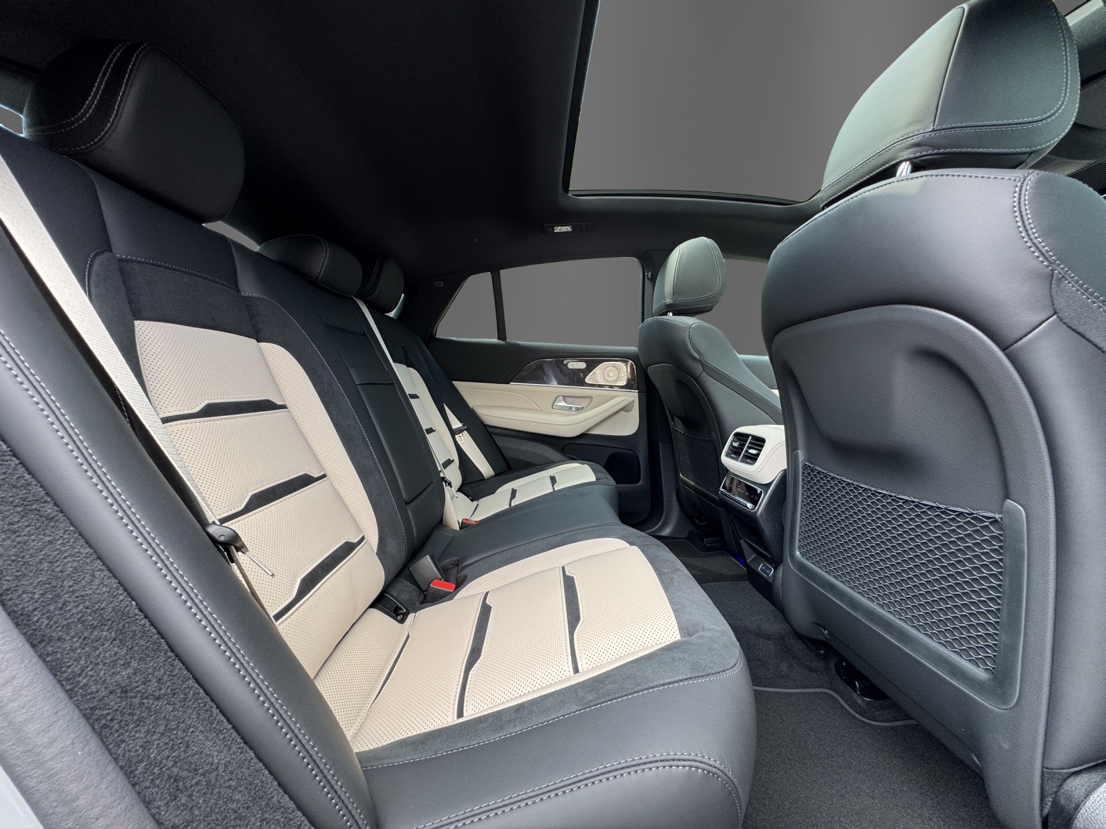MERCEDES-BENZ GLE Coupé 63 S AMG 4Matic+ Speedshift-image-18