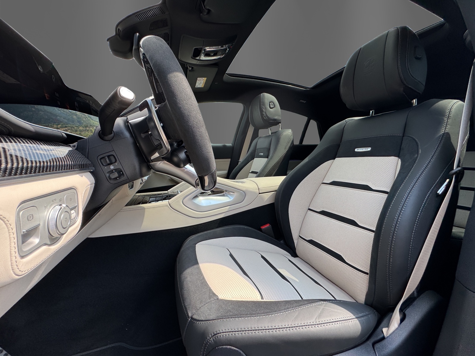 MERCEDES-BENZ GLE Coupé 63 S AMG 4Matic+ Speedshift-image-8