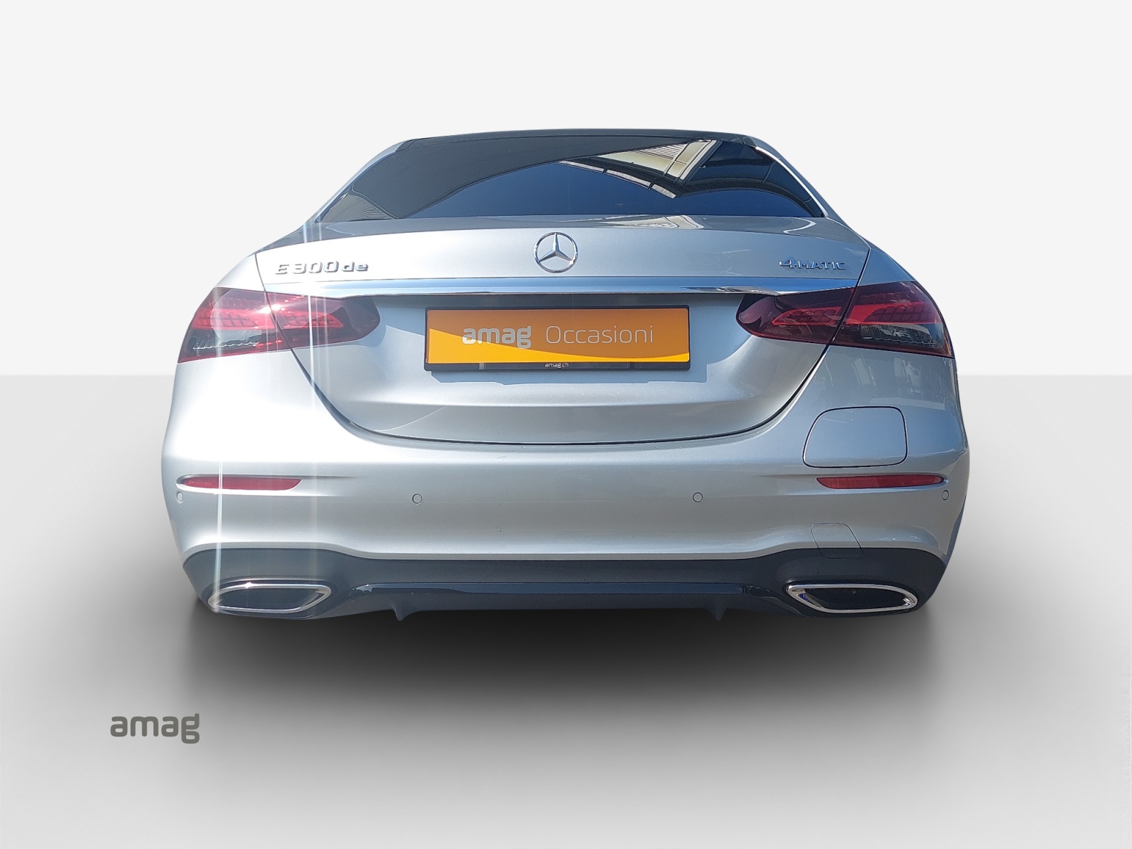 MERCEDES-BENZ E 300 de 4Matic AMG Line 9G-Tronic-showroom-element-3