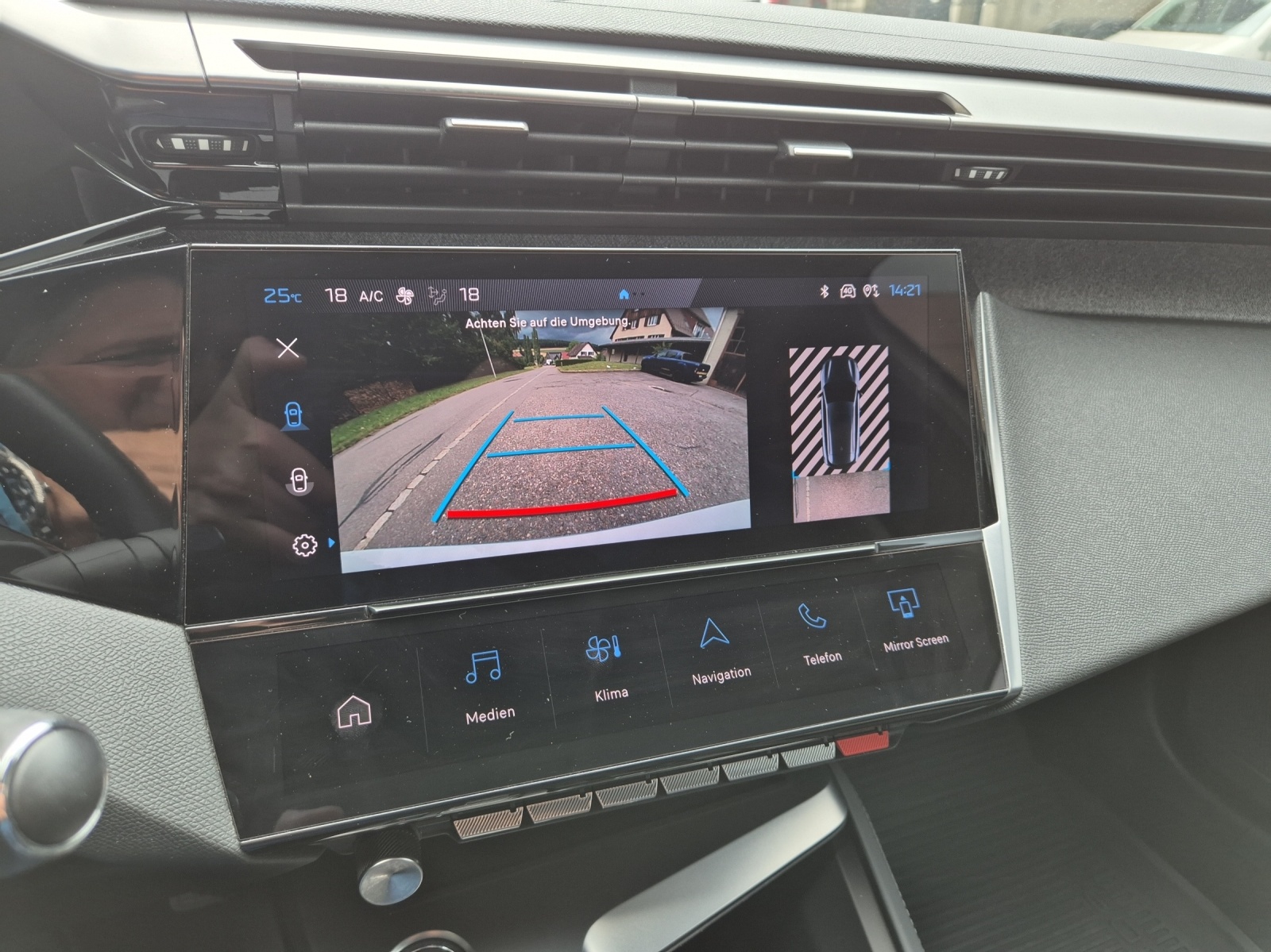 PEUGEOT 308 SW 1.5 BlueHDI Allure Pack EAT8,Anhängerkupplung-image-14
