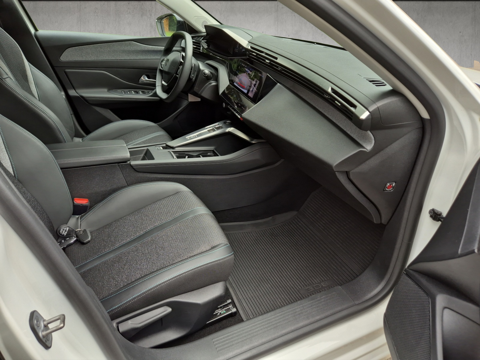 PEUGEOT 308 SW 1.5 BlueHDI Allure Pack EAT8,Anhängerkupplung-image-13