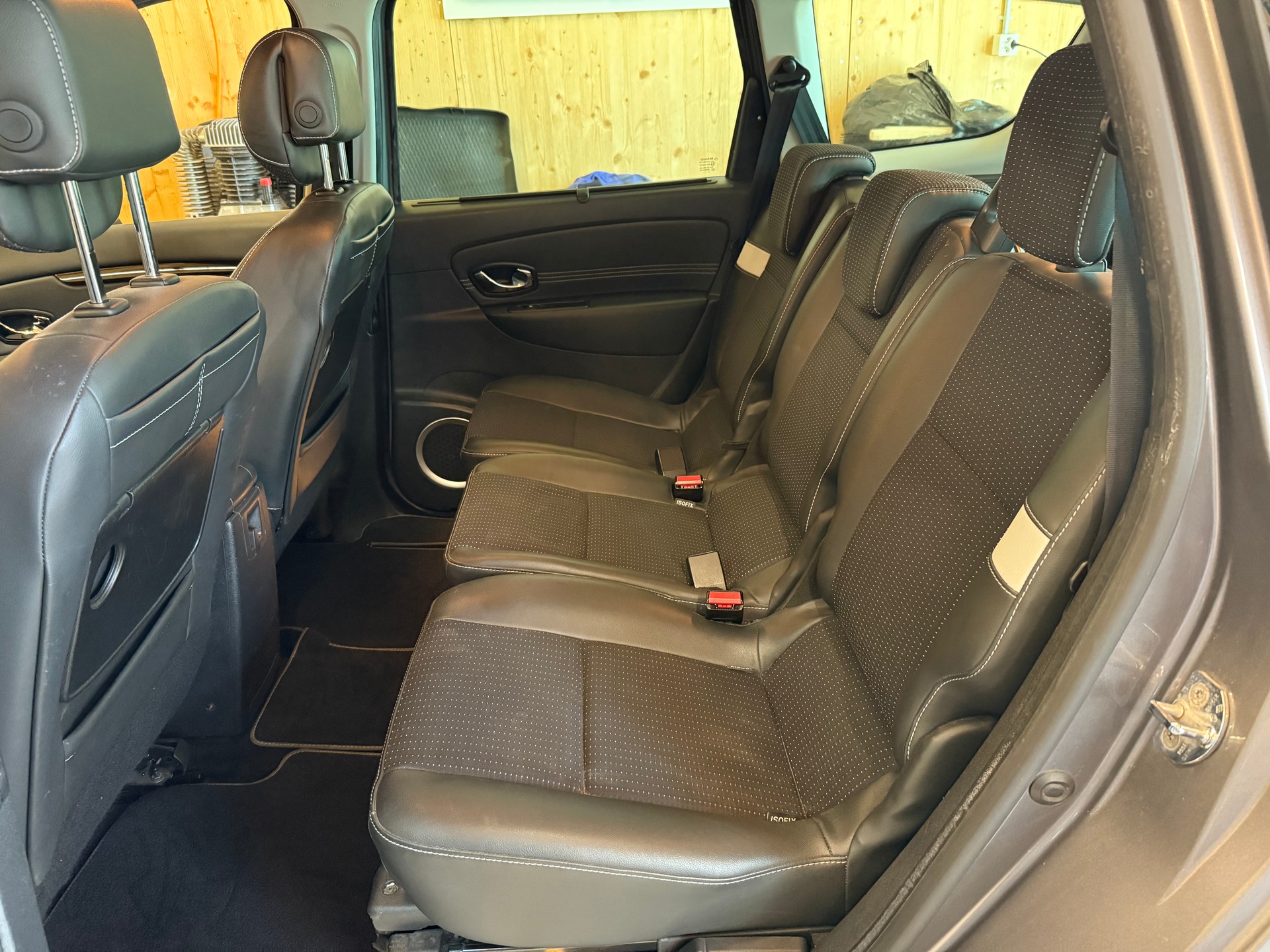 RENAULT Grand Scénic 1.6 dCi Dynamique-image-7