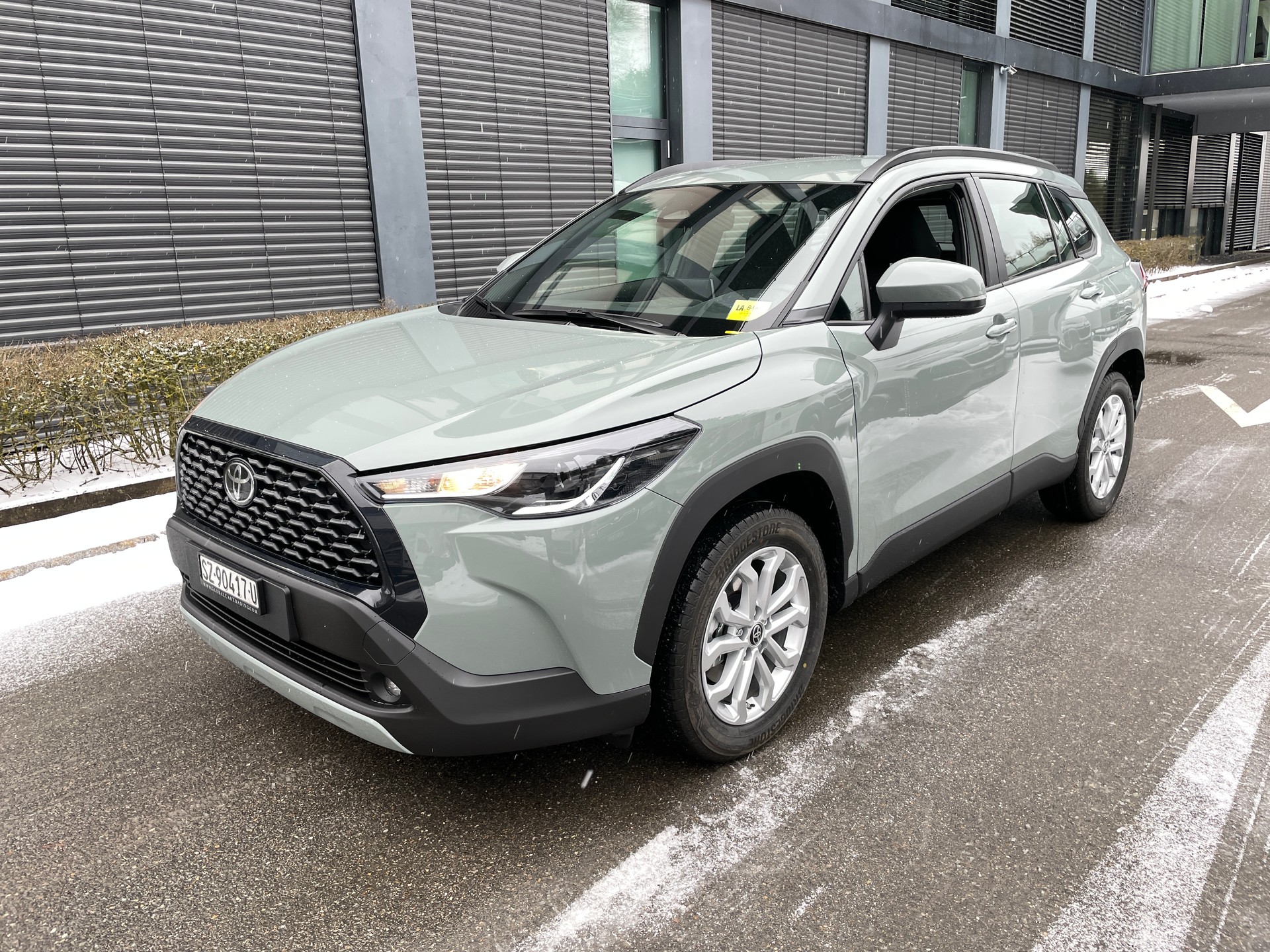 TOYOTA Corolla Cross 2.0 4WD Comfort e-CVT