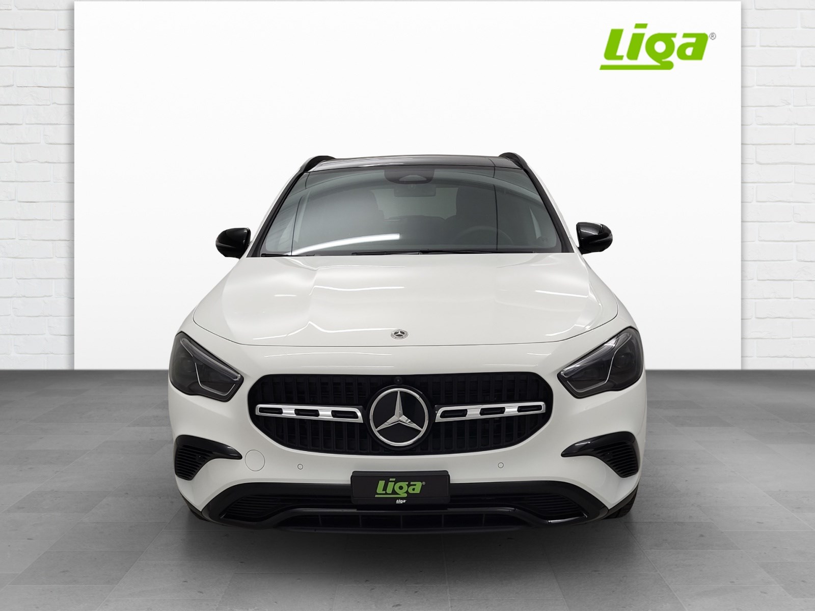 MERCEDES-BENZ GLA 220 d Progressive 4Matic-showroom-element-2