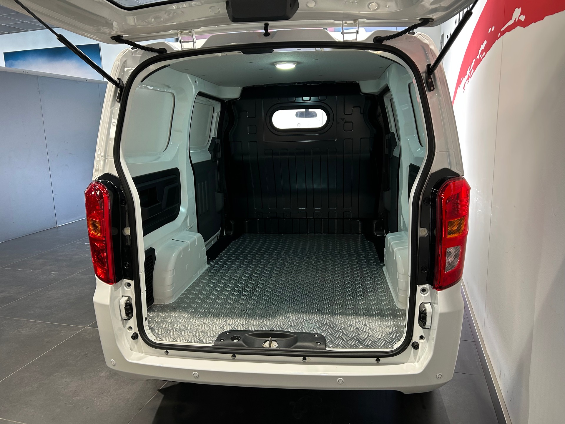 BYD ETP3-image-15