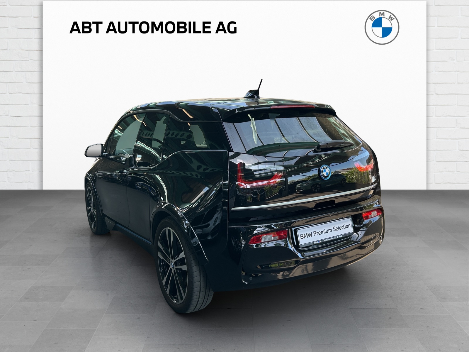 BMW i3s (120Ah) Fleet Edition-showroom-element-3