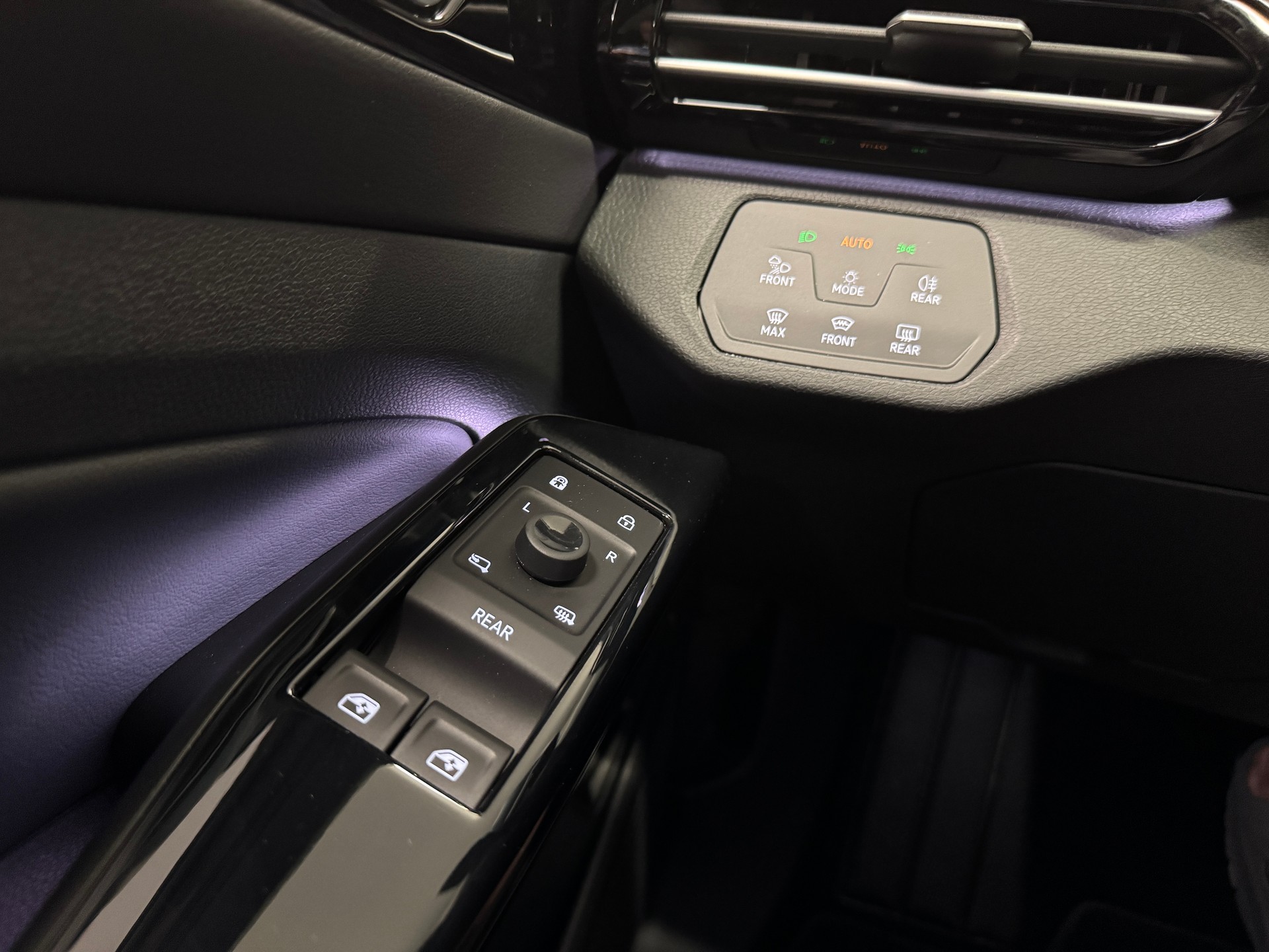 VW ID.5 GTX 77 kWh 4Motion (Np.82'600.-) 299PS AHK PanoDach CH-Ausl.-image-22