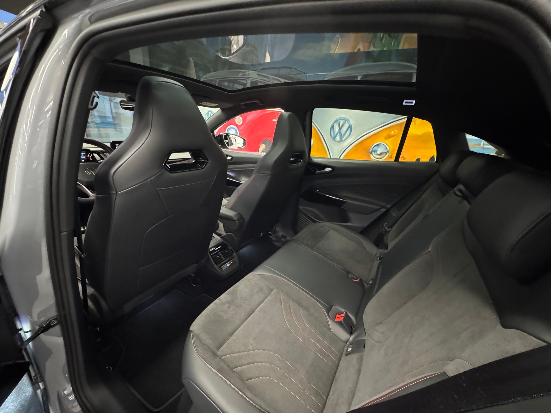 VW ID.5 GTX 77 kWh 4Motion (Np.82'600.-) 299PS AHK PanoDach CH-Ausl.-image-12