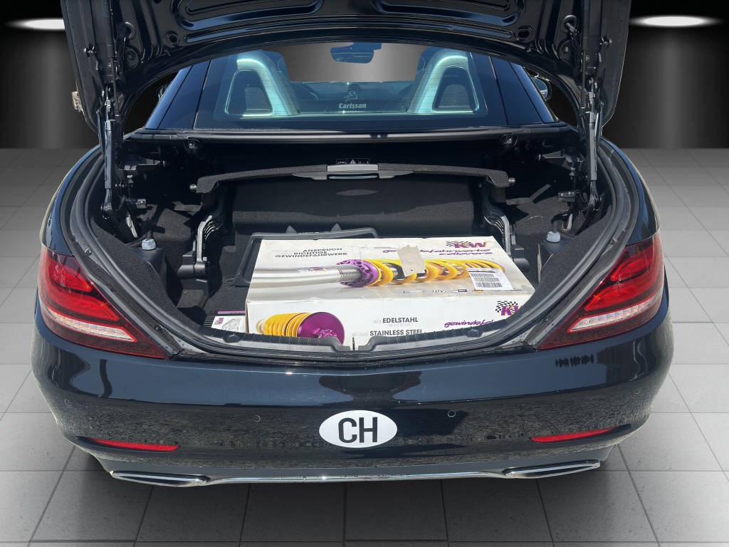MERCEDES-BENZ SLC 300 Cabriolet-image-13