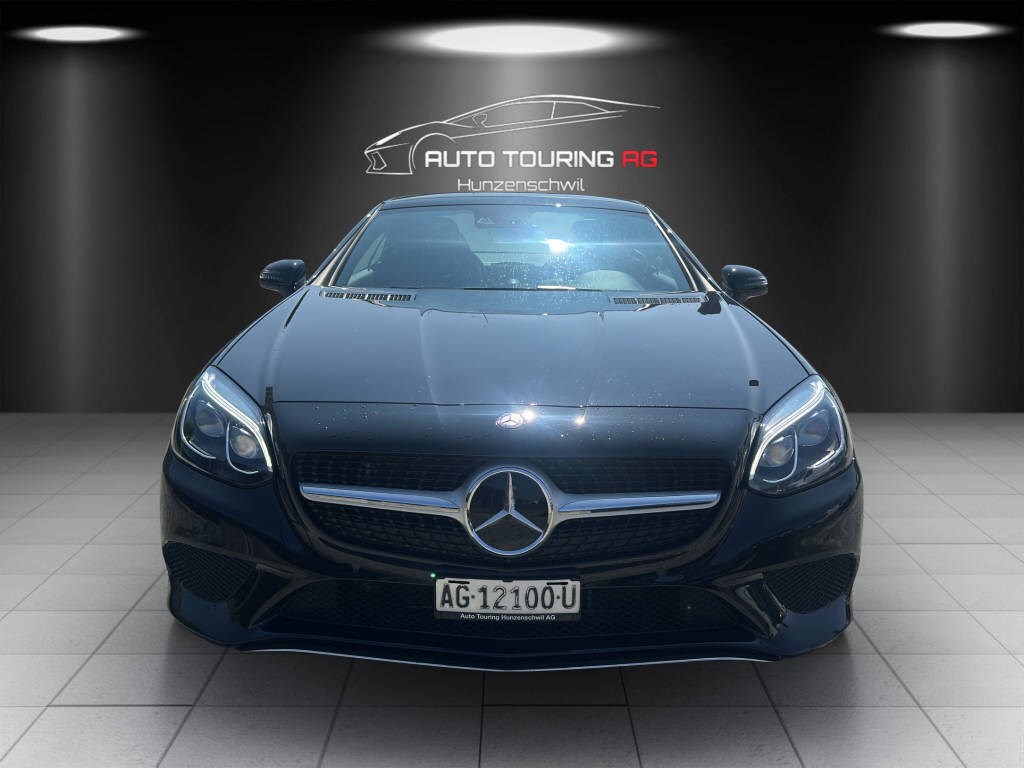 MERCEDES-BENZ SLC 300 Cabriolet-image-7