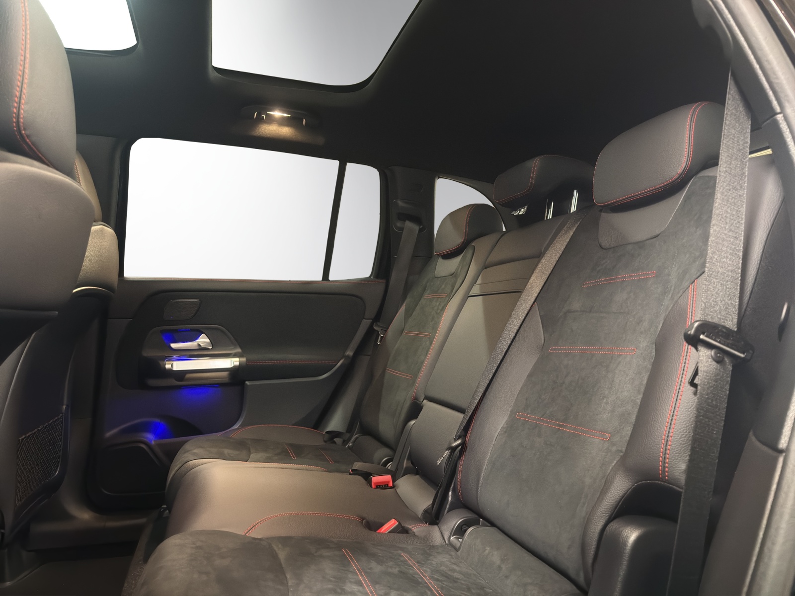 Image MERCEDES-BENZ GLB-220 GLB 220 4Matic 8G-Tronic