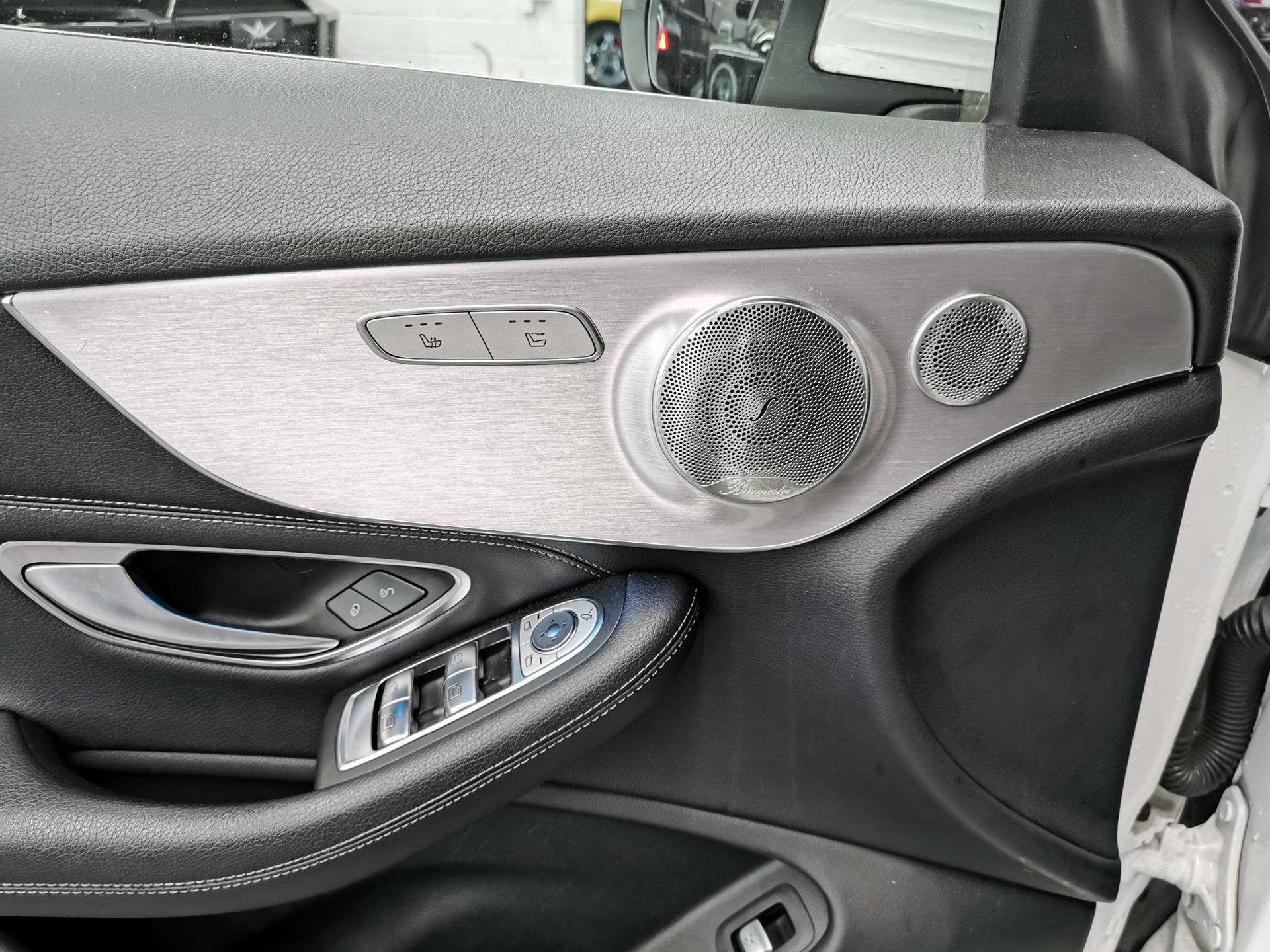 MERCEDES-BENZ C 200 Cabriolet AMG Line 4Matic 9G-Tronic DISTRONIC, BURMESTER, AIRSCARFE, ALCANTARA, SPORTABGASANLAGE-image-7