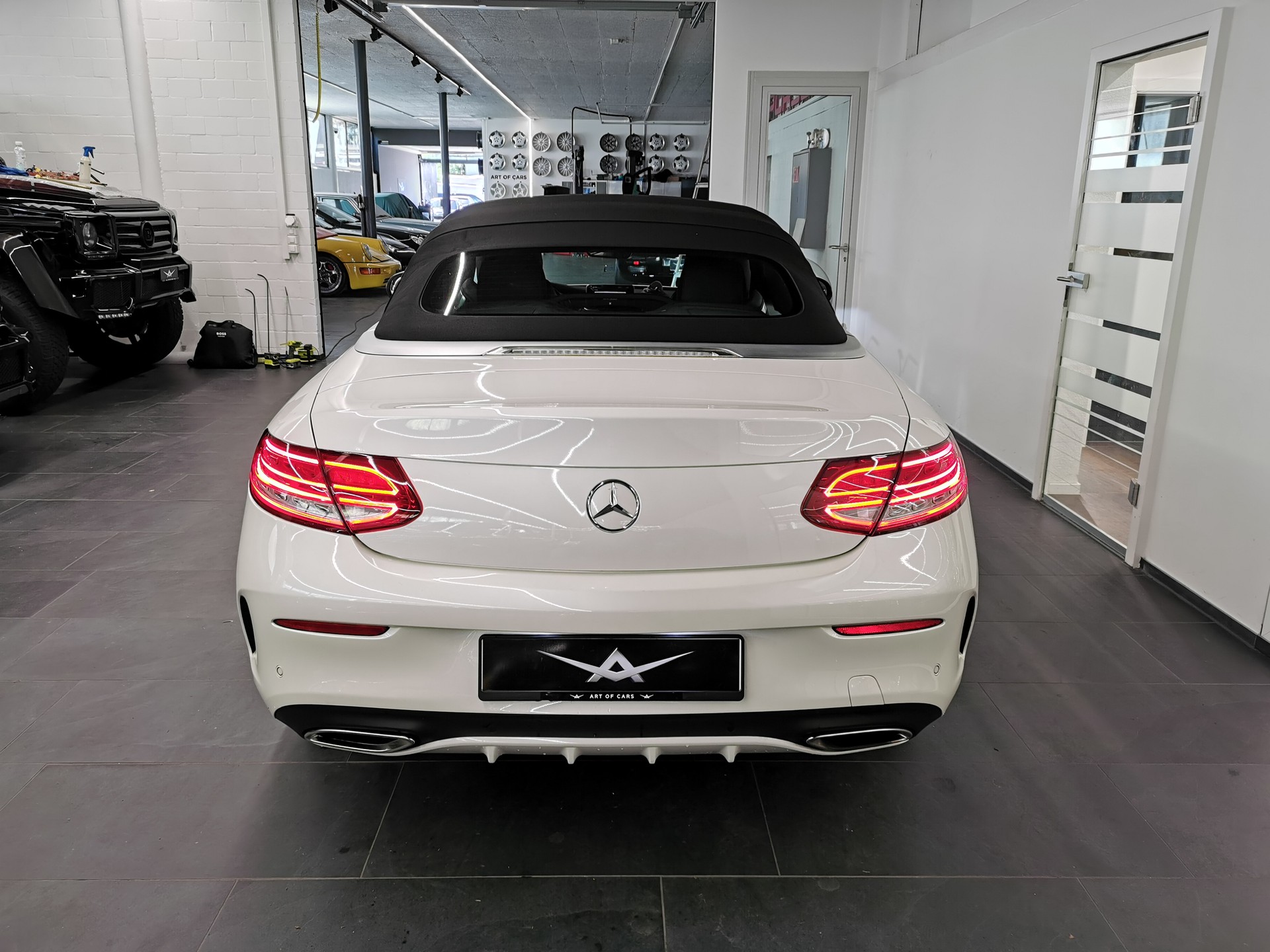 MERCEDES-BENZ C 200 Cabriolet AMG Line 4Matic 9G-Tronic DISTRONIC, BURMESTER, AIRSCARFE, ALCANTARA, SPORTABGASANLAGE-image-13