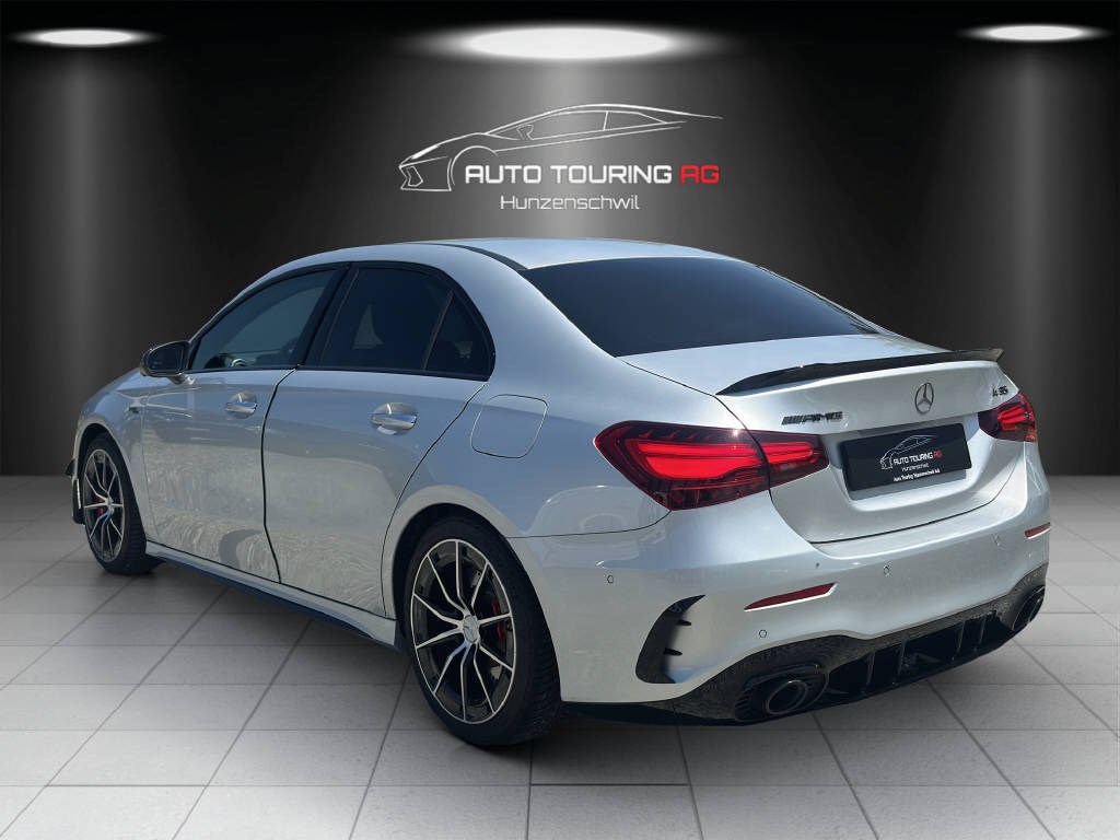 MERCEDES-BENZ A 35 AMG 4matic Limousine-image-4
