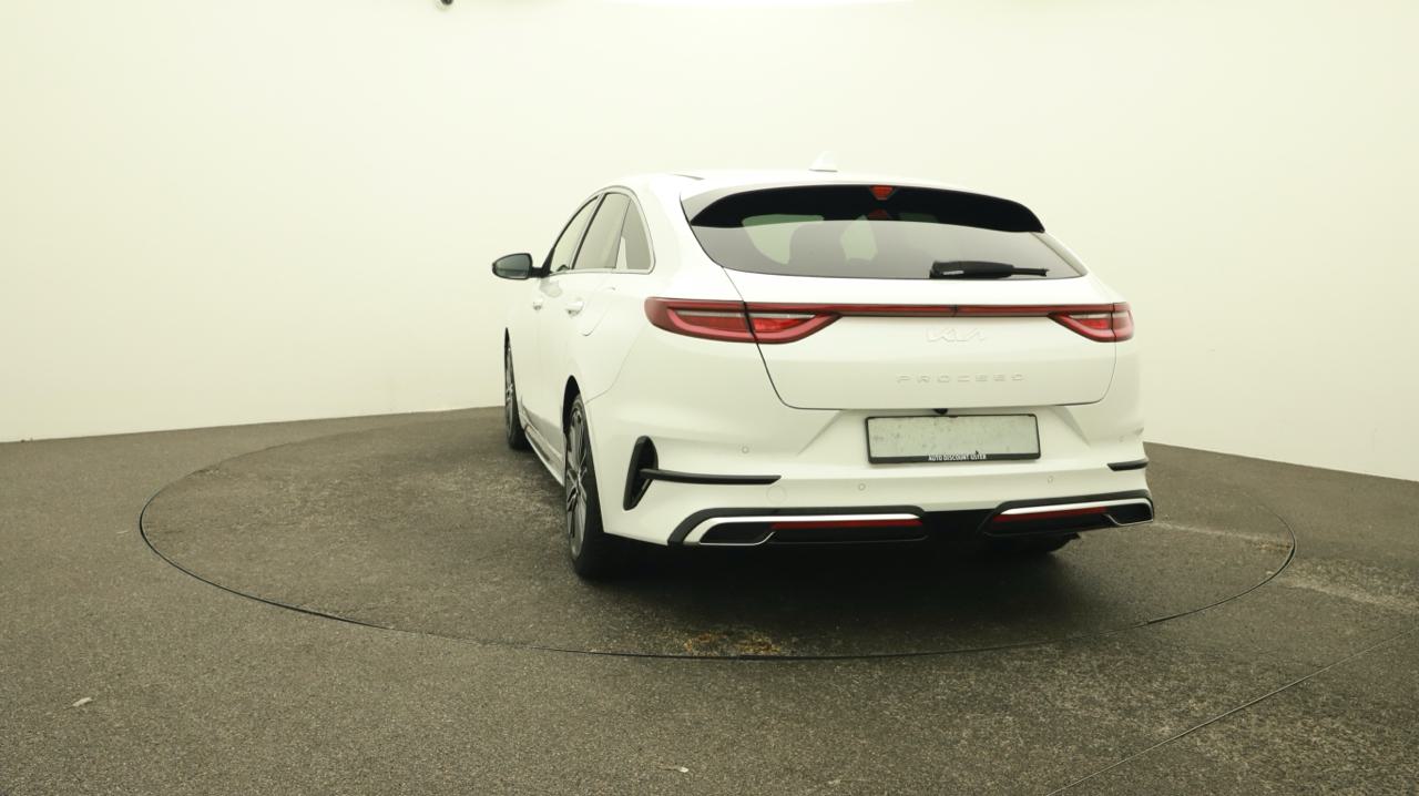 KIA ProCeed 1.5 T-GDi GT-Line Edition DCT-showroom-element-3