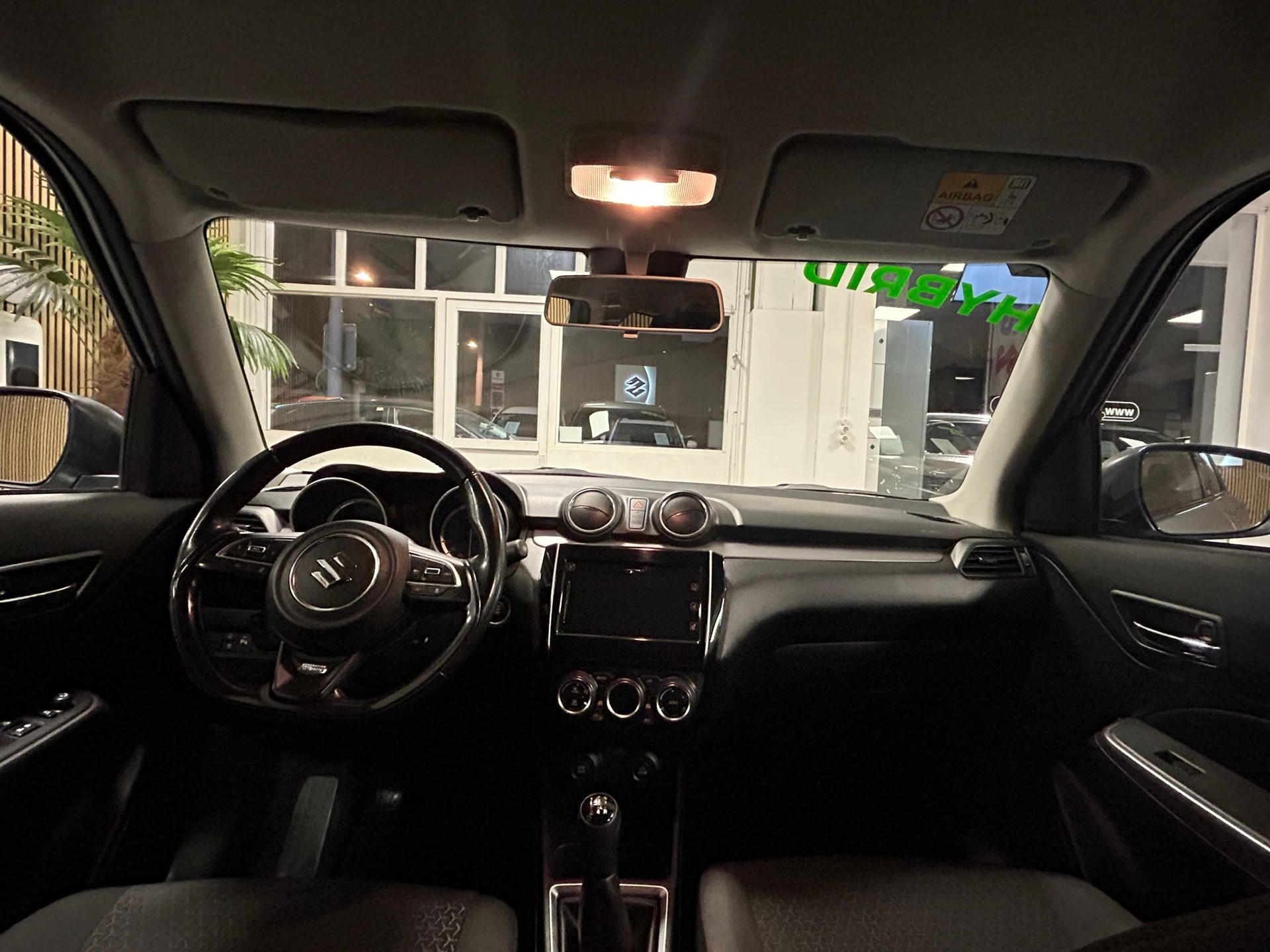 SUZUKI Swift 1.2 Generation Top Hybrid-image-7