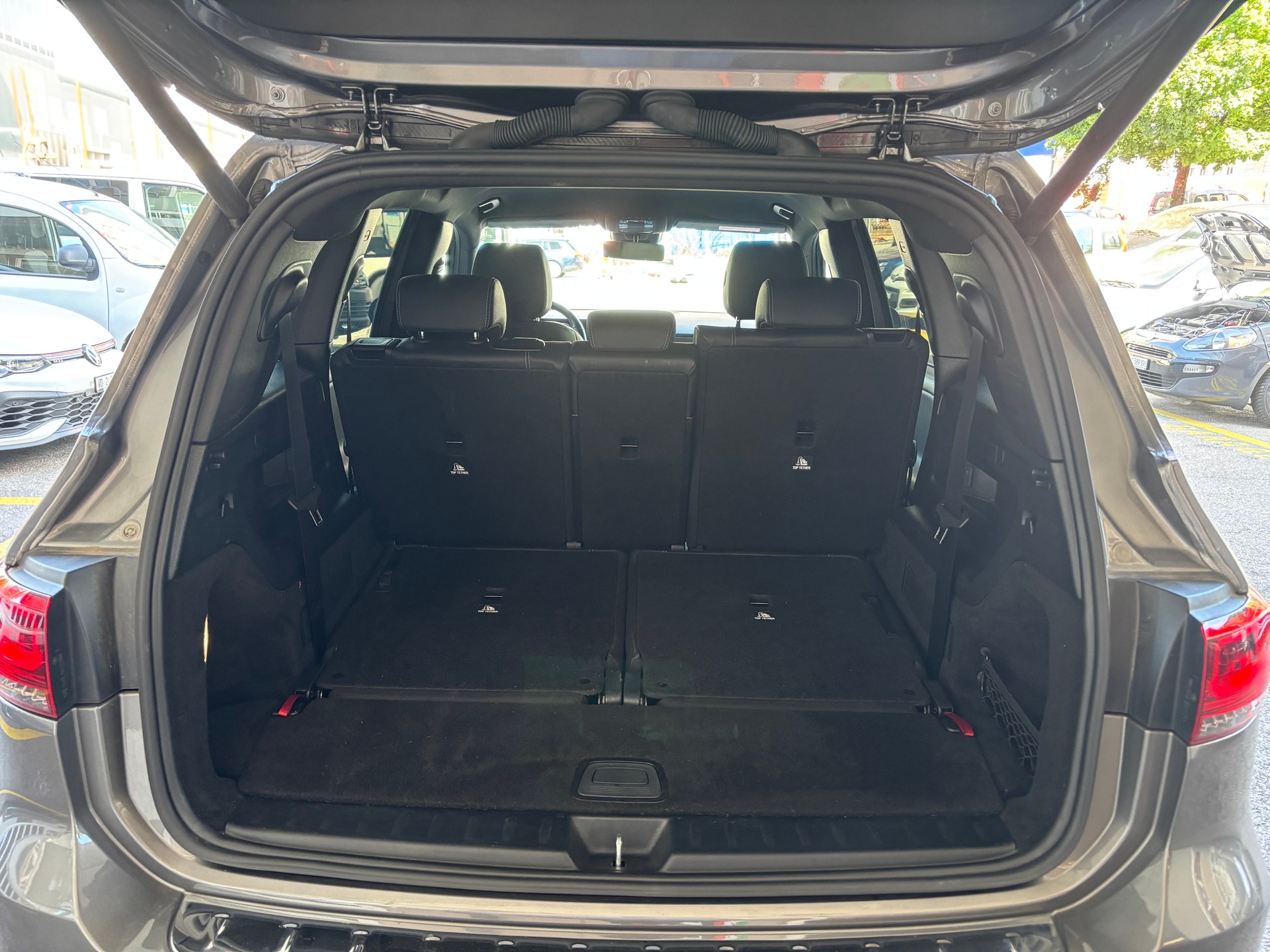 MERCEDES-BENZ GLB 200 d Progressive 8G-Tronic-image-6