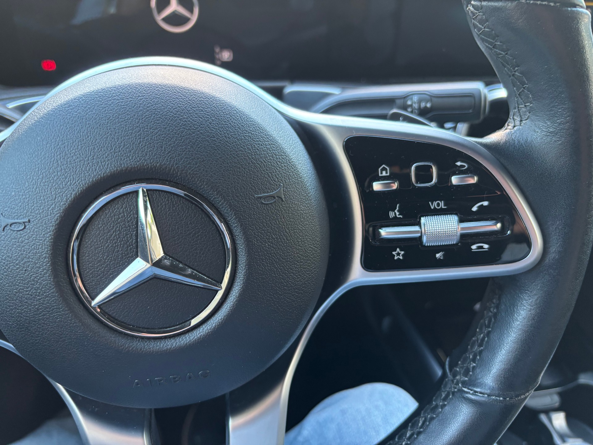 MERCEDES-BENZ GLB 200 d Progressive 8G-Tronic-image-15