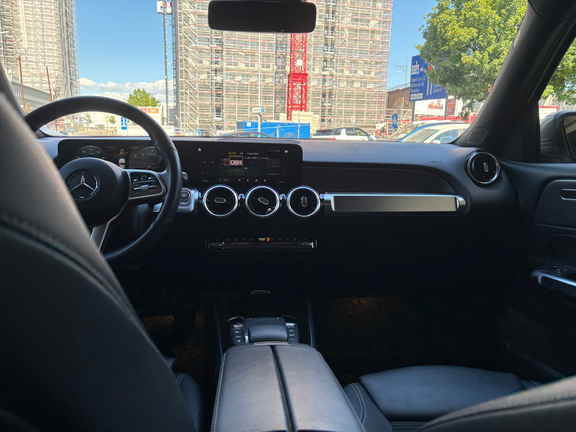MERCEDES-BENZ GLB 200 d Progressive 8G-Tronic-image-13