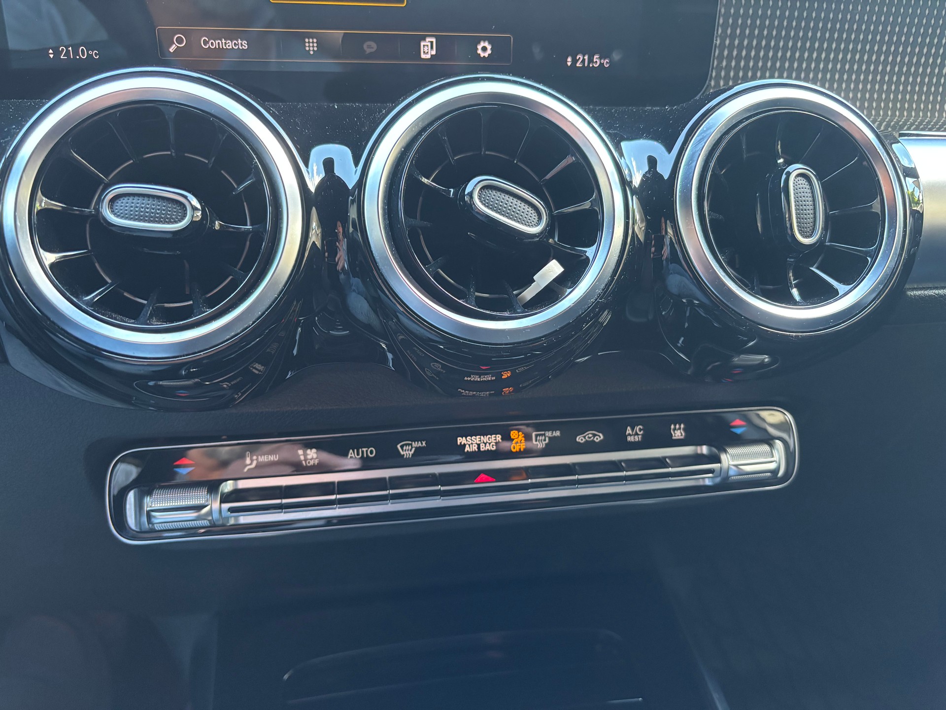 MERCEDES-BENZ GLB 200 d Progressive 8G-Tronic-image-31