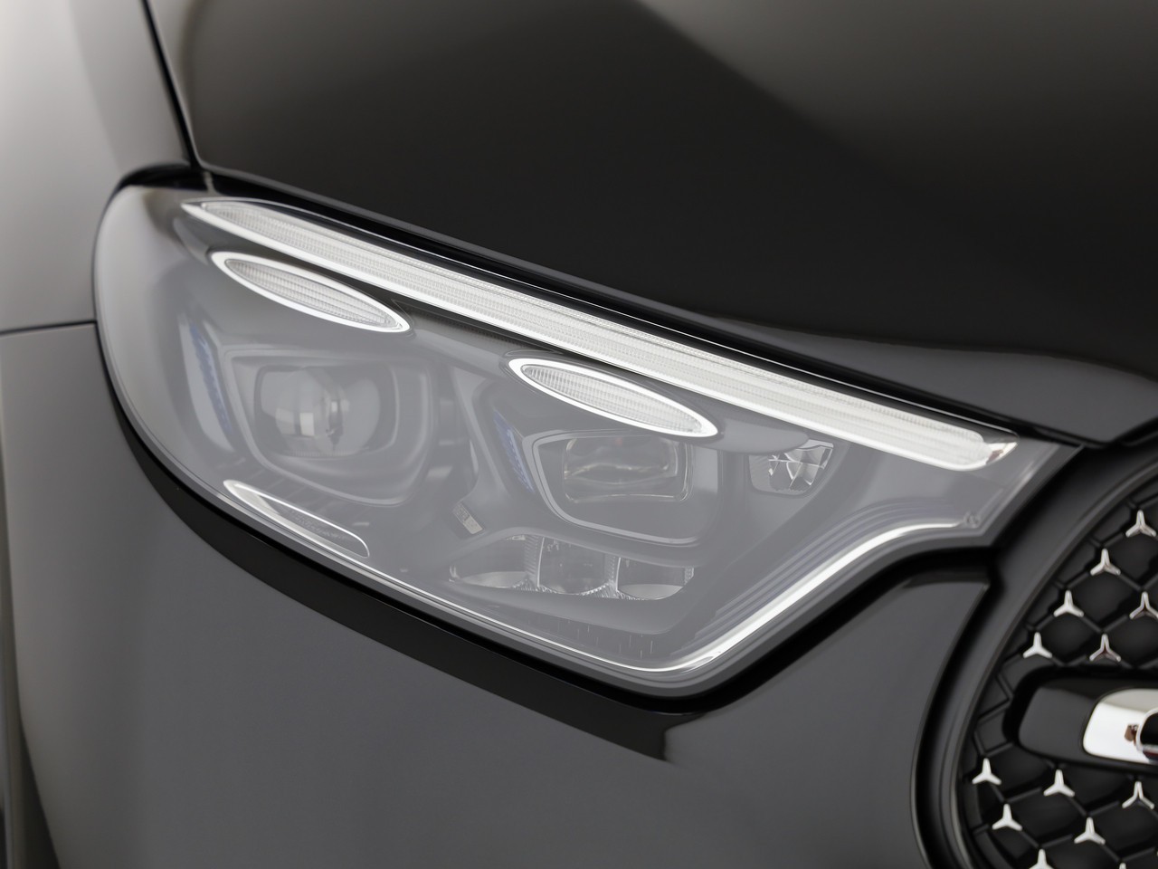 MERCEDES-BENZ GLC 400 e 4Matic 9G-Tronic-image-20