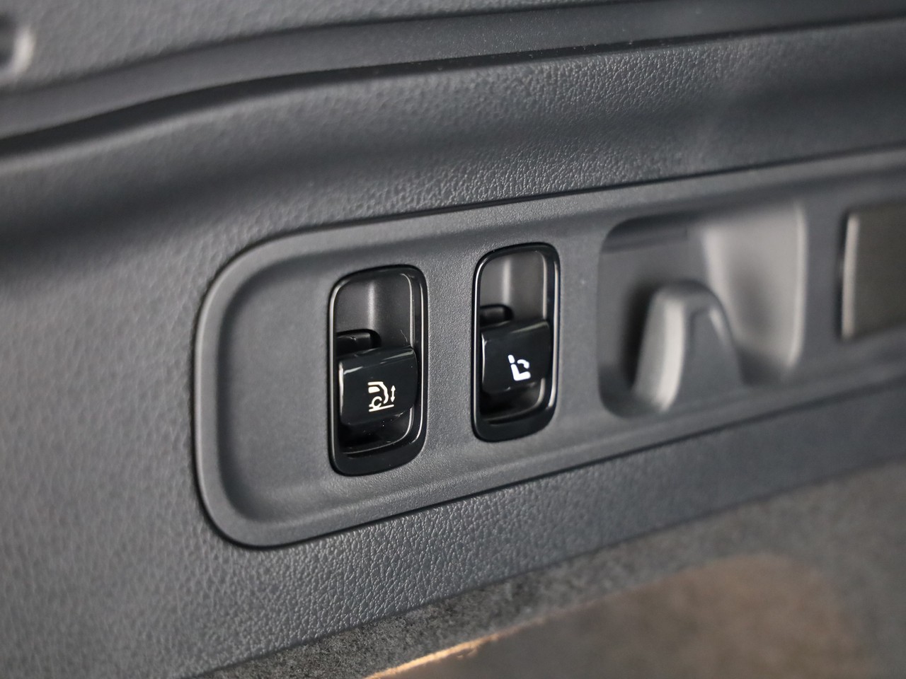 MERCEDES-BENZ GLC 400 e 4Matic 9G-Tronic-image-6