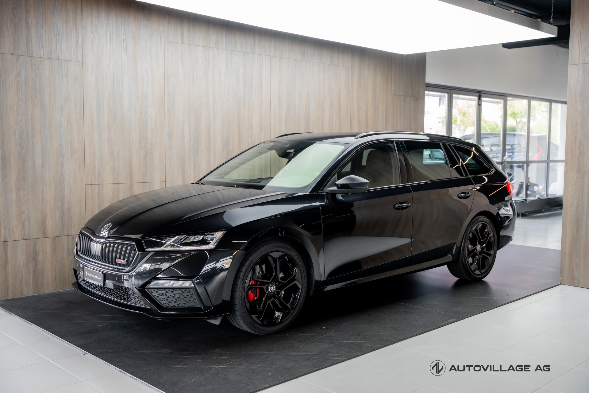SKODA Octavia Combi 2.0 TSI DSG RS CH-Fz