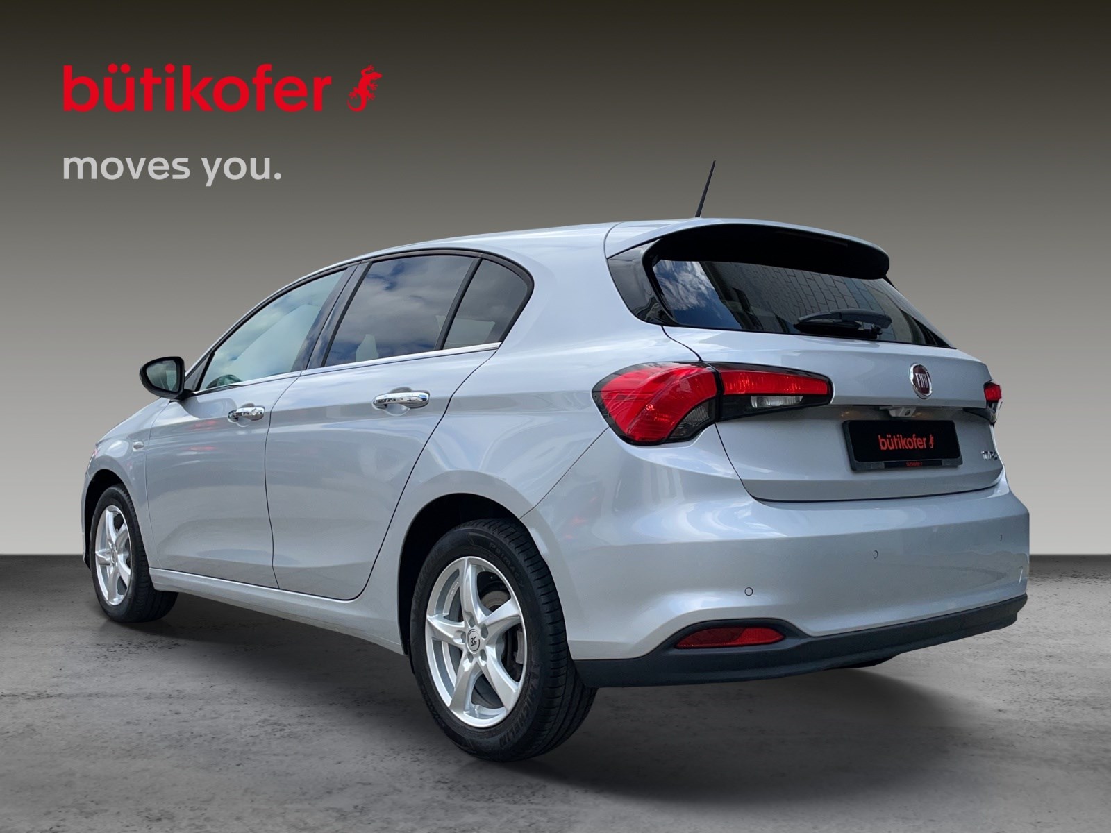 FIAT Tipo 1.6 JTD Lounge-showroom-element-3