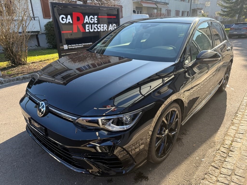 VW GOLF 2.0 TSI R DSG 4MOTION R BLACK STYLE *** AKRAPOVIC & 5 JAHRE VW WERKSGARANTIE ***