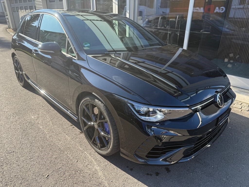 VW GOLF 2.0 TSI R DSG 4MOTION R BLACK STYLE *** AKRAPOVIC & 5 JAHRE VW WERKSGARANTIE ***-showroom-element-2