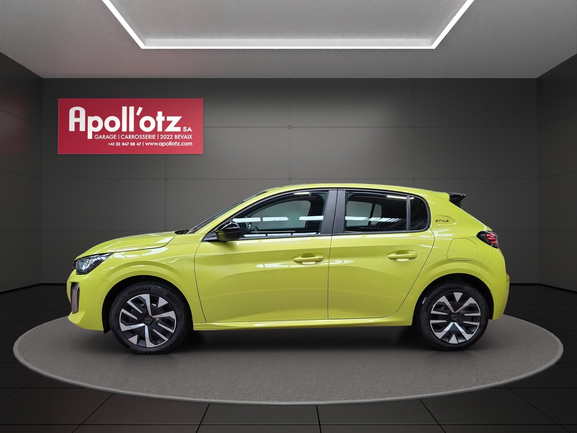 PEUGEOT 208 1.2 MHEV 100 Style-showroom-element-1